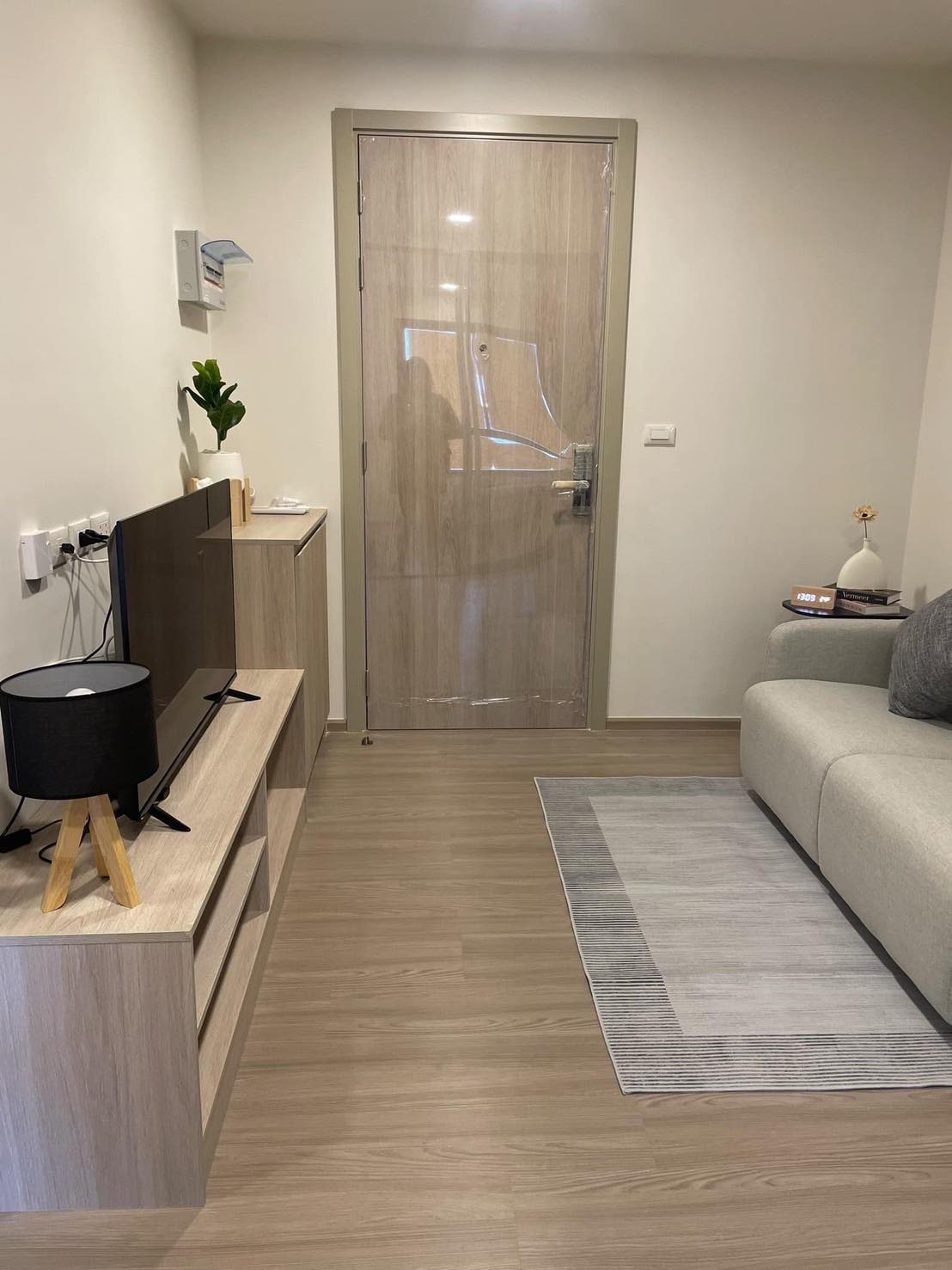 For Rent : Kathu, Dcondo Reef, 1 Bedroom 1 Bathroom, 7th flr.