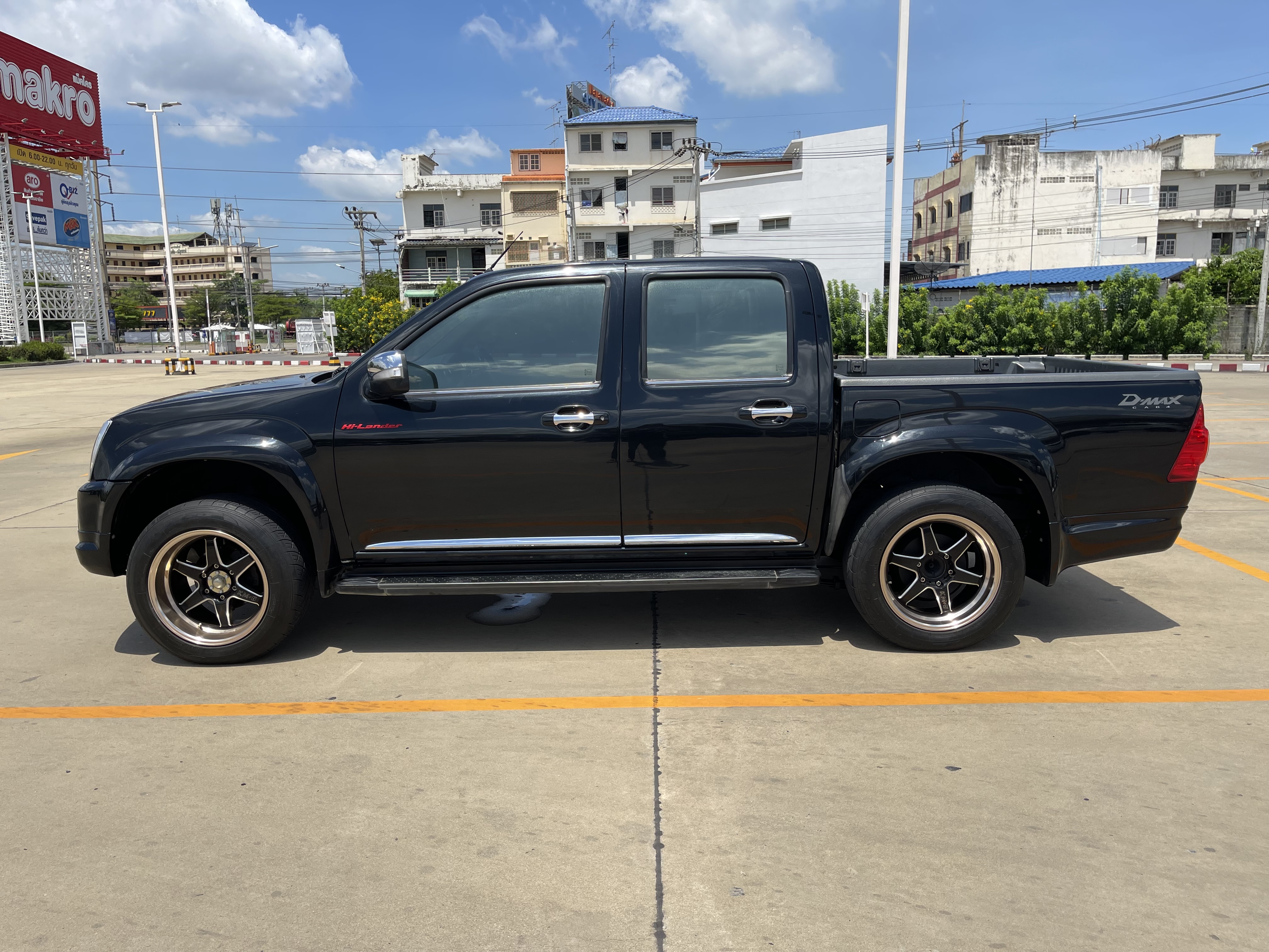 Isuzu Dmax 4ประตู Hlander 2.5 Abs X-Series Navi 2011 ดำ