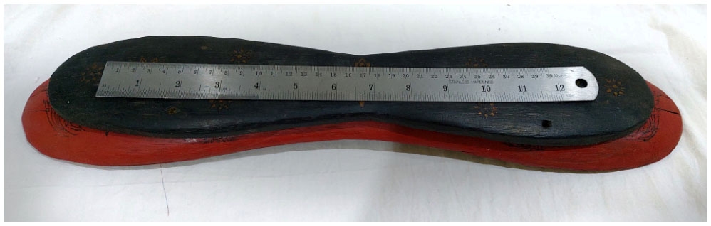 แผ่นไม้เก่าเขียนลาย 2ชิ้น