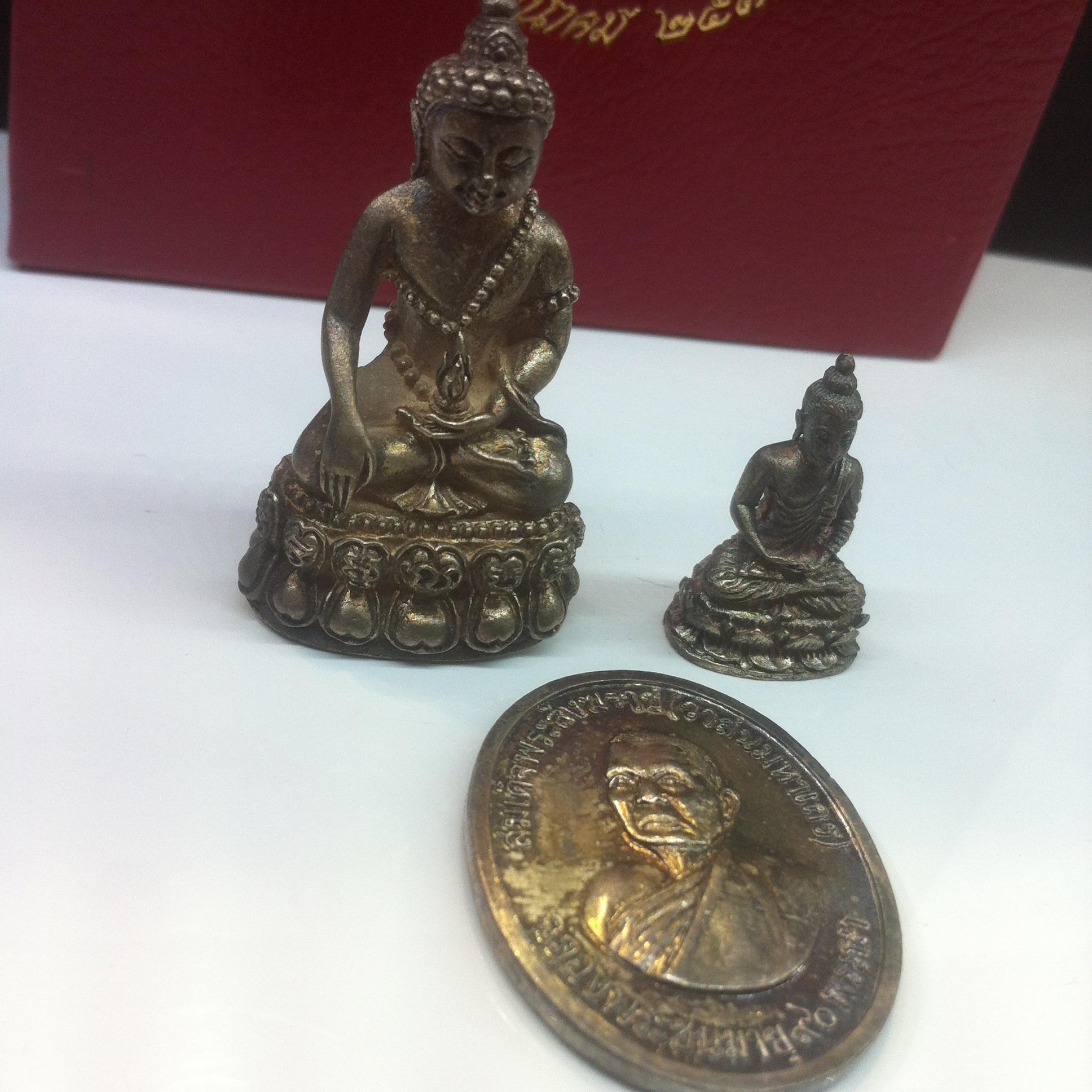 ชุดพระกริ่ง-พระชัยวัฒน์-เหรียญพระสังฆราชวาส 90พรรษา เนื้อเงิน ปี2531(ในหลวงเสด็จ)