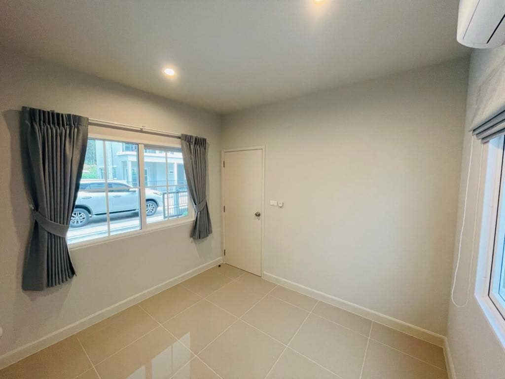 For Rent : Pakhlok, 2-Story Twin House, 3 bedrooms 3 bathrooms