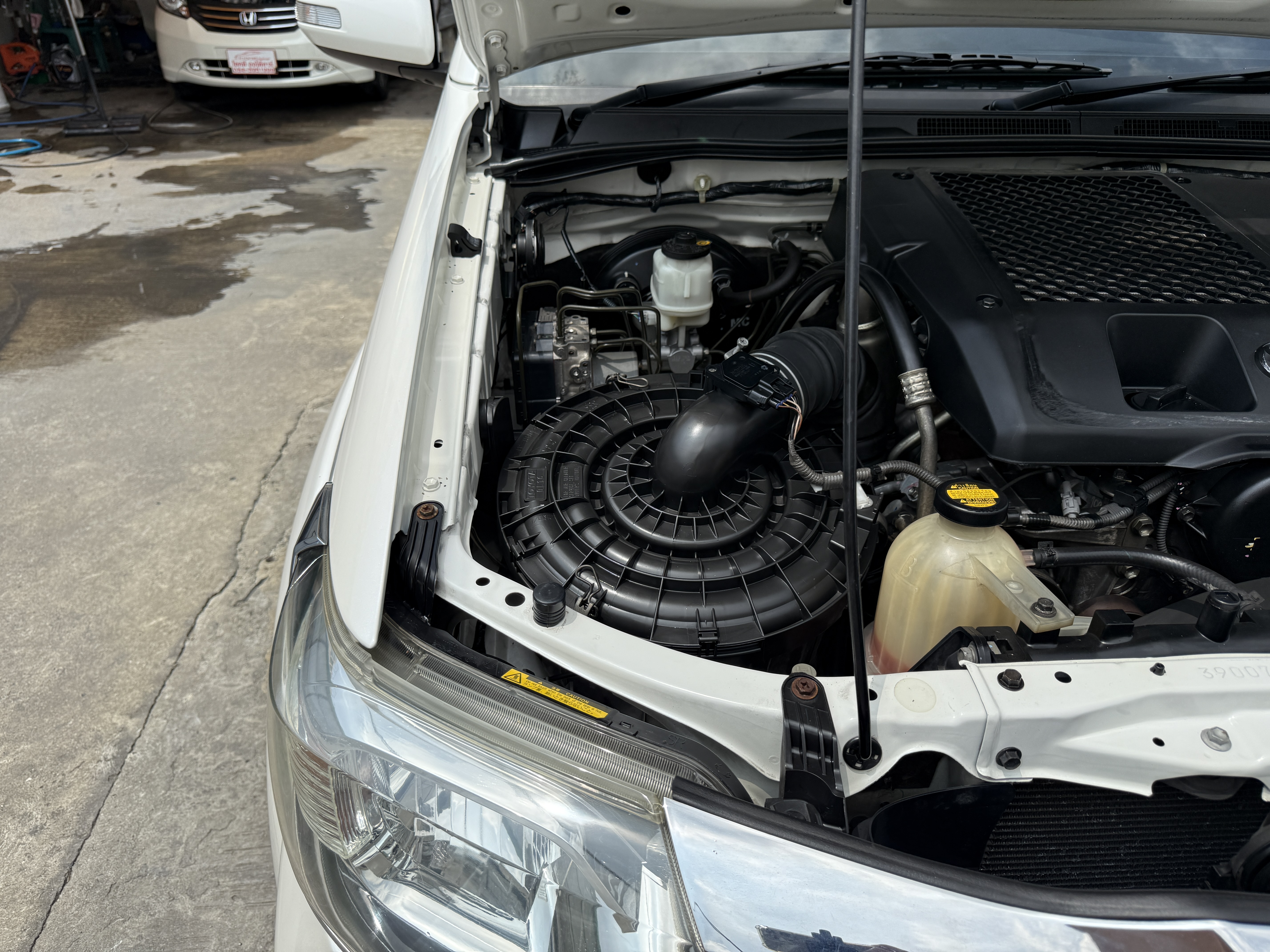 Toyota Fortuner Champ 3.0 V Navi 4WD At 2013 ขาวมุก