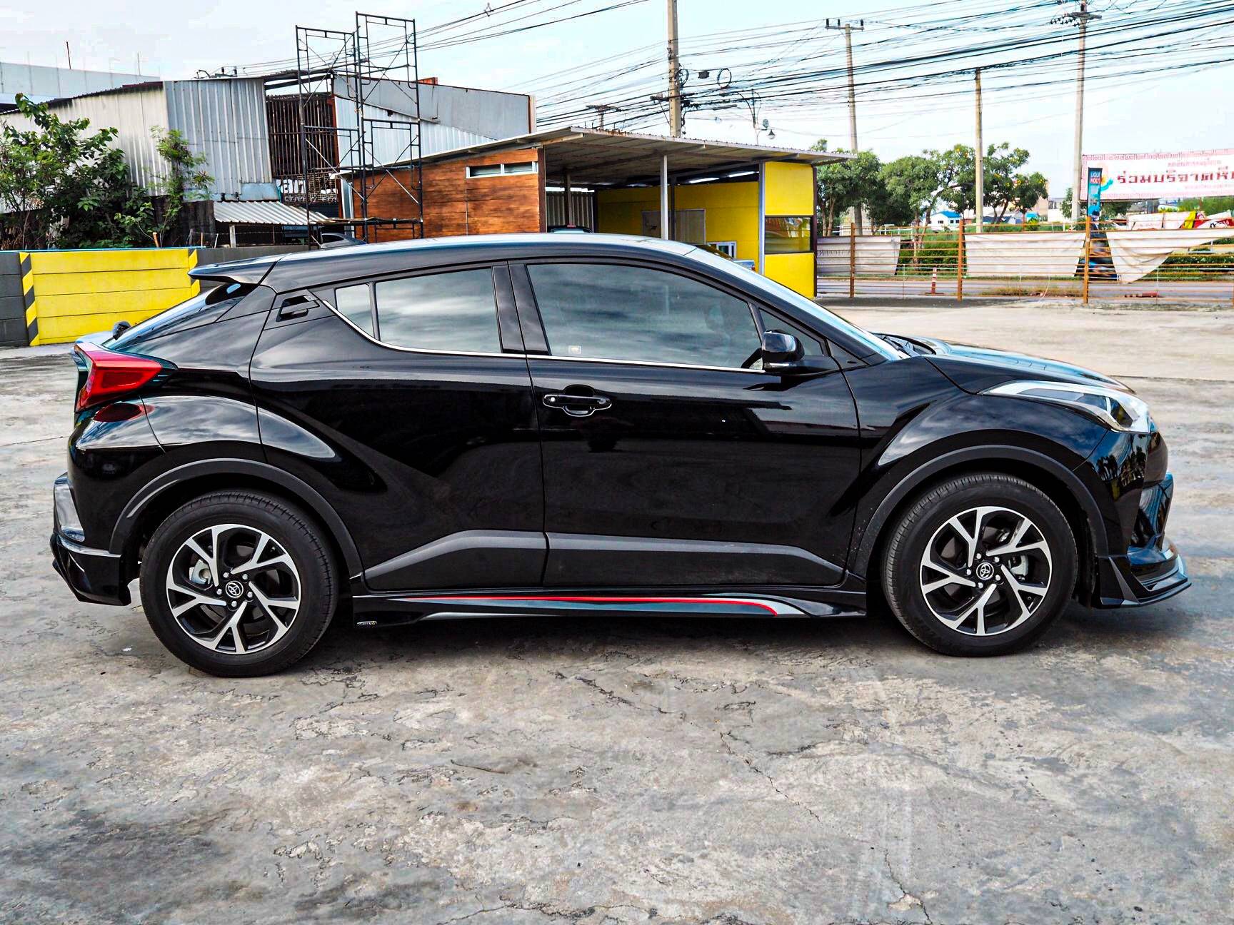 Toyota C-HR Adobe 2018 body kits by Amotriz