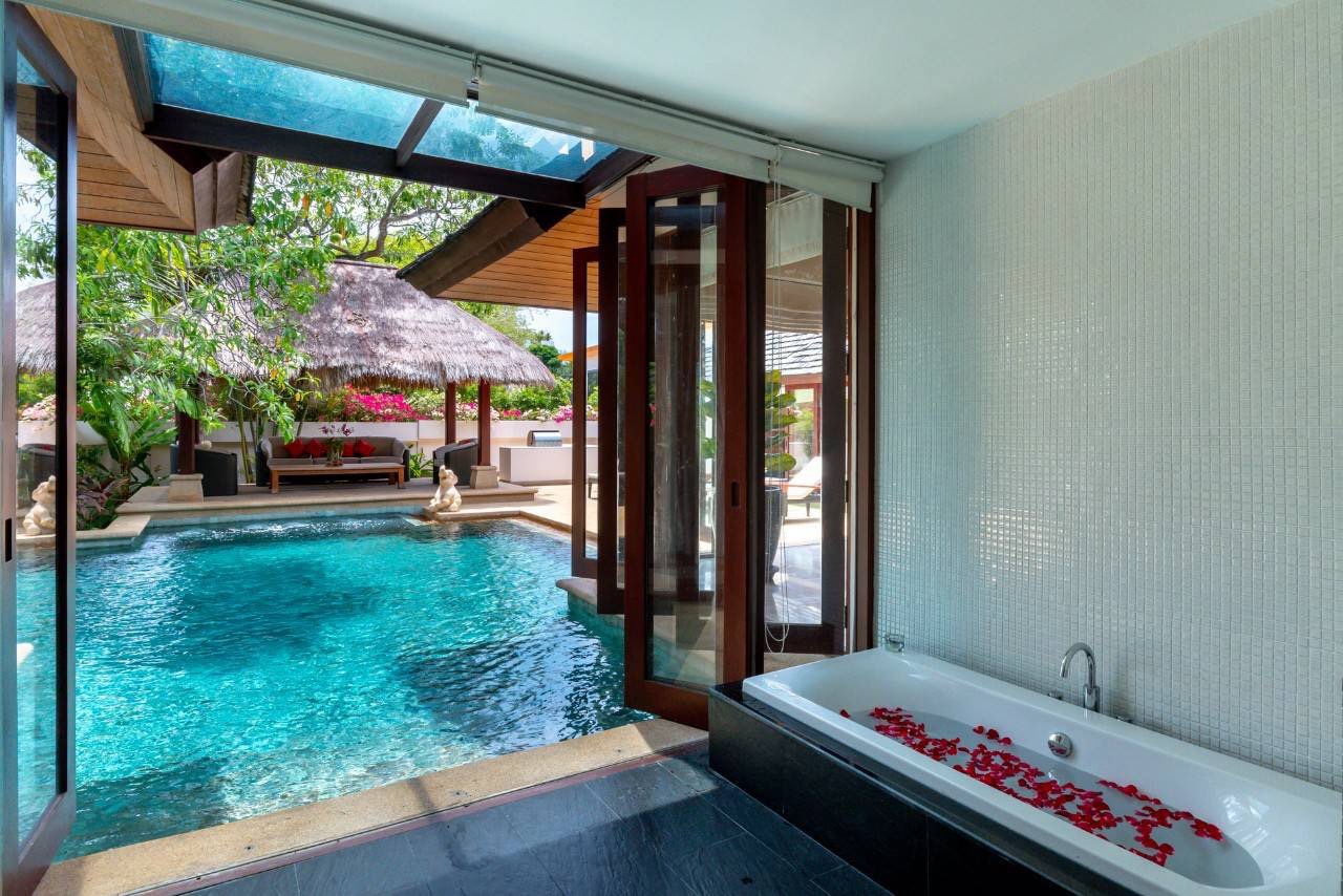 For Rent : Bangtao, Private Pool Villa, 3 Bedrooms 4 Bathrooms