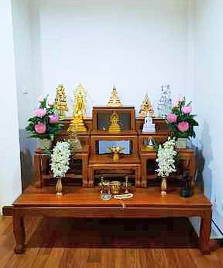 โต๊ะหมู่บูชาสิงห์ หมู่ 9 หน้า 7 นิ้วหน้ากว้าง