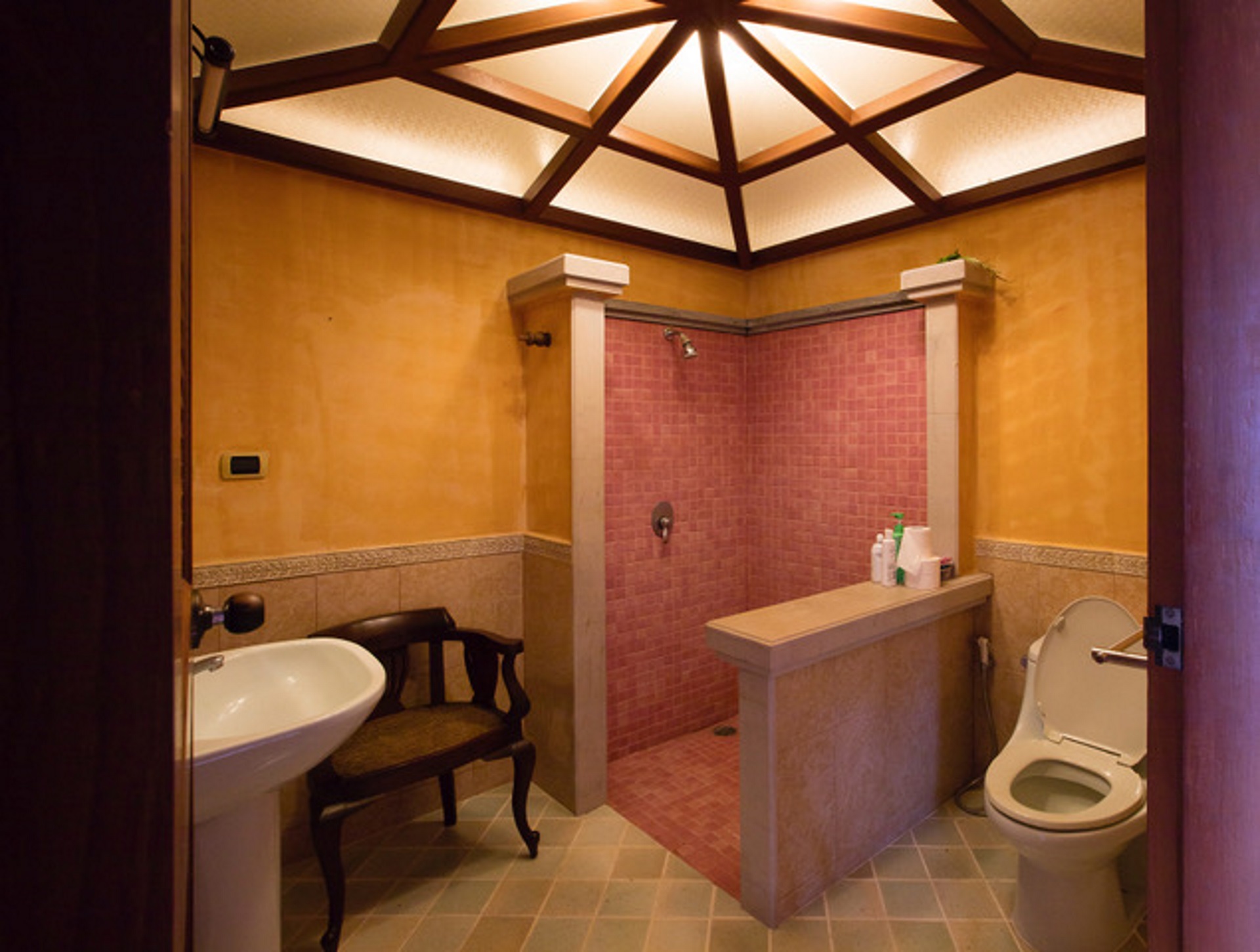 For Sale : Layan LuxuryThai-Style Pool Villa, 7 bedrooms, 8 bathrooms