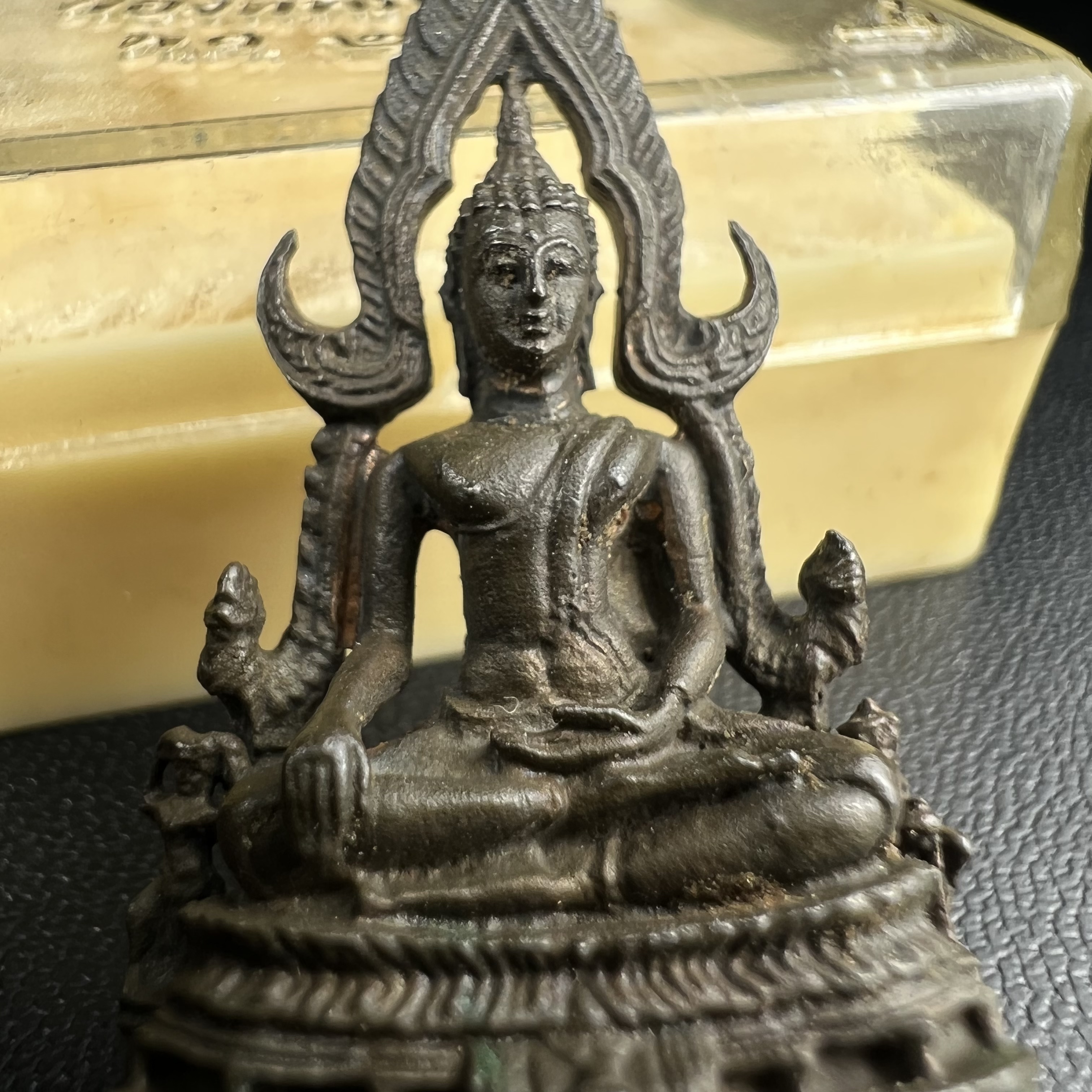 กริ่งพระพุทธชินราช ภปร. กองทัพภาคที่3จัดสร้าง ปี2517 เนื้อนวโลหะกล่องเดิม(คัดสภาพสวย)(หายาก)(ในหลวง ร.9 เสด็จในพิธี)