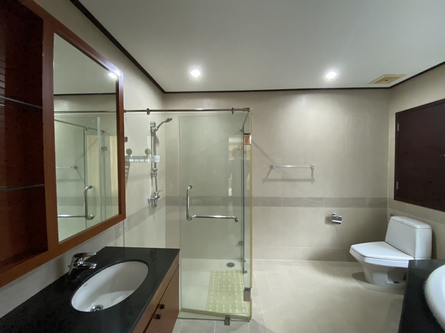 For Rent : Kathu, The Heritage Condo, 2 Bedroom 3 Bathroom, 1st Flr.