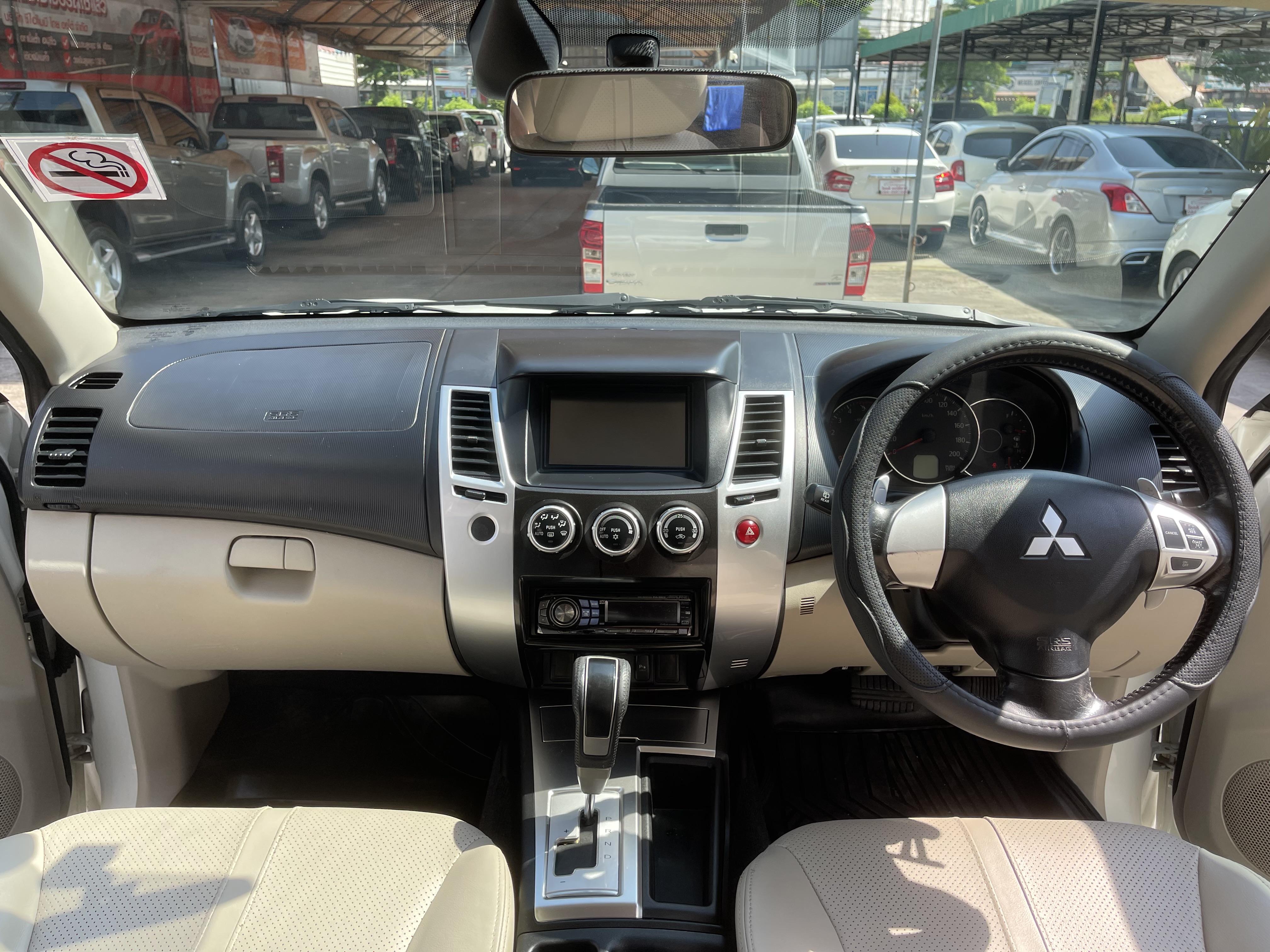 Mitsubishi Pajero Sport 2.5 GT 2WD At 2012 ขาวมุก