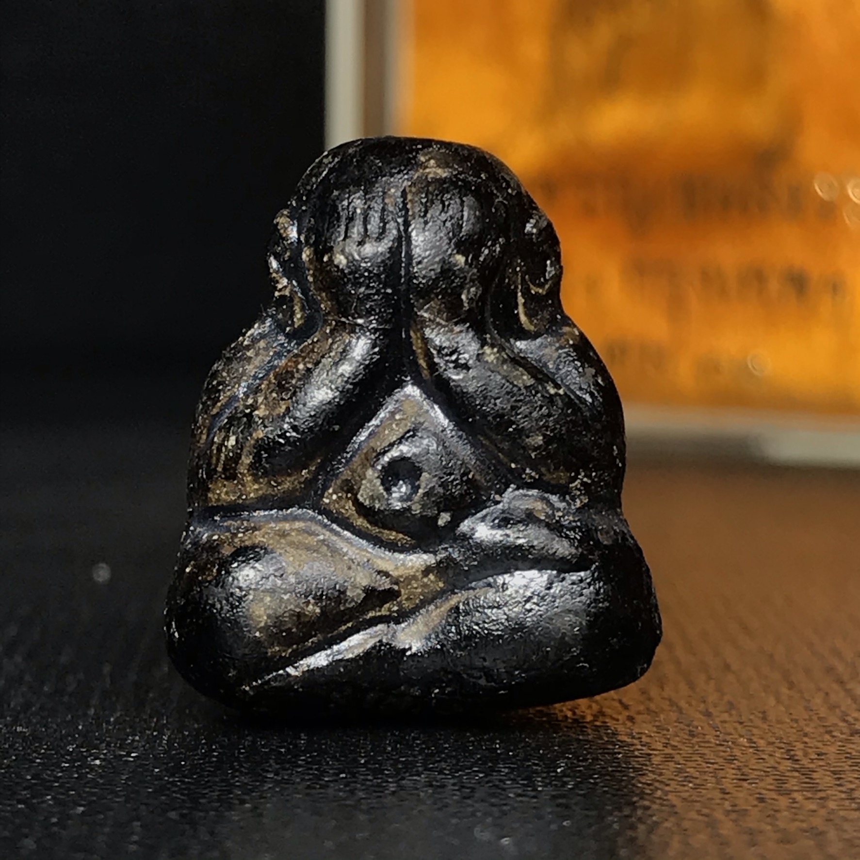 พระปิดตานำโชค สมเด็จพระญาณสังวร วัดบวรนิเวศวิหาร กรุงเทพ ปี2531(เจริญก้าวหน้า มีโชคลาภ การค้าเจริญรุ่งเรื่อง แคล้วคลาดปลอดภัย)