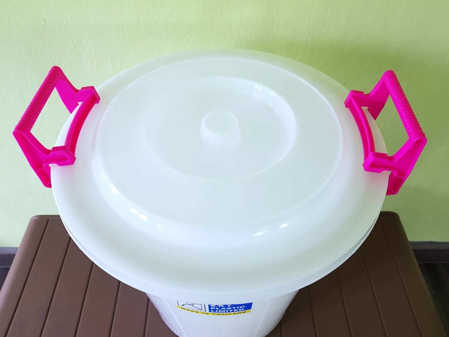 Small Evting ถังน้ำมีฝา ถังน้ำพลาสติก 20 ลิตร NO.8 หูล๊อค อย่า ลืม !! กดติดตามร้าน "รับส่วนลดเพิ่ม" ถังน้ำพร้อมฝาหูล๊อค ถังอเนกประสงค์