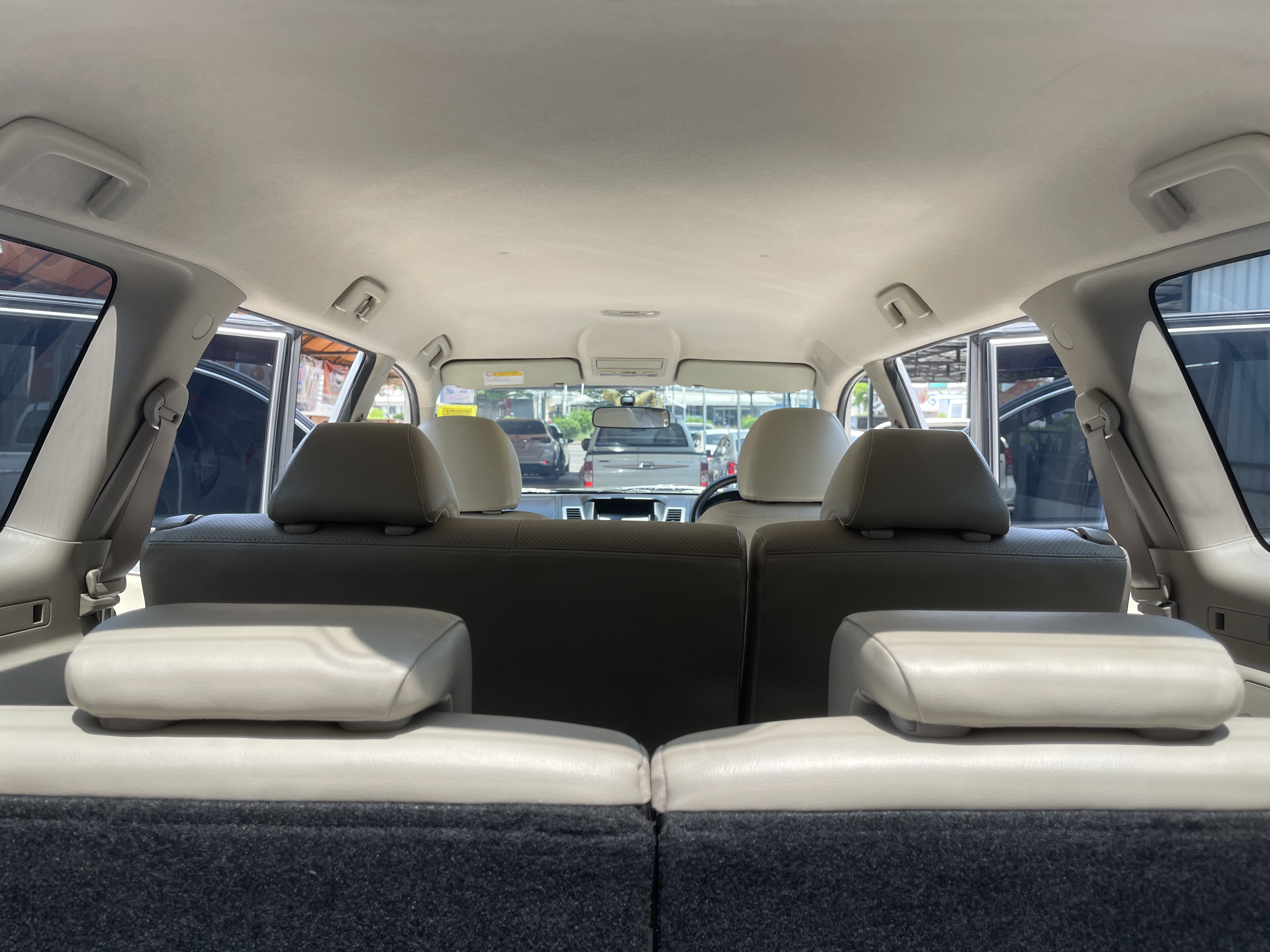 Mitsubishi Pajero Sport 2.5 GT 2WD At 2011 เงิน