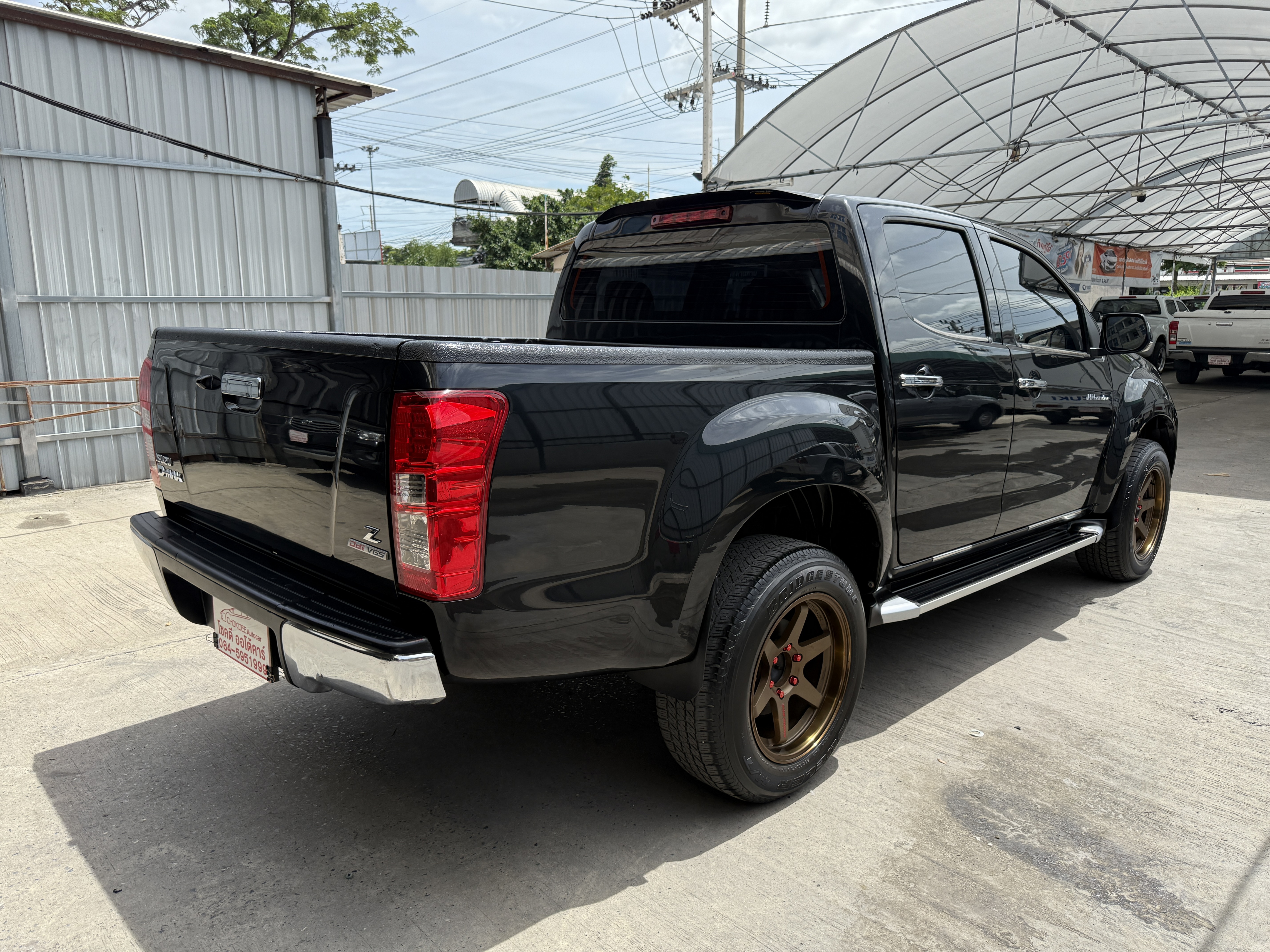 Isuzu Dmax All New 4ประตู Hilander 2.5 Vgs Z Dvd 2013 ดำ