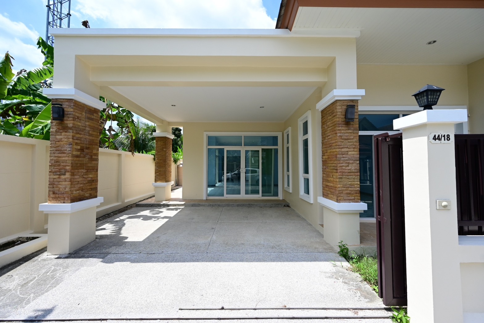 For Sales : One-story semi-detached house near Phuket International Airport, 2 bedrooms 2 bathrooms
