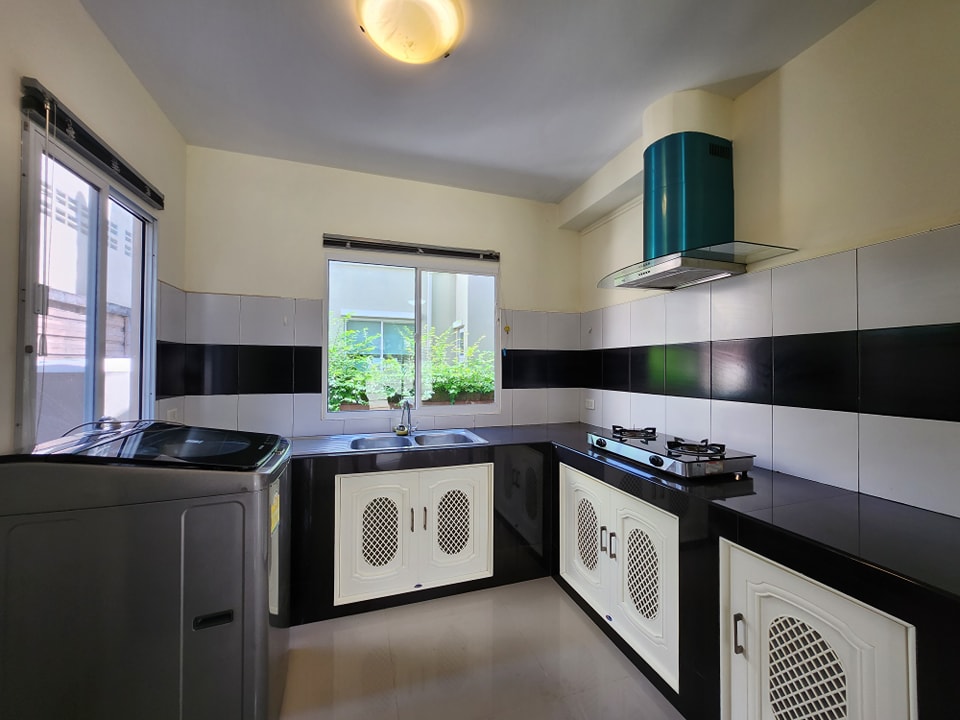 For Rent : Kathu, 2-story detached house, 3 bedrooms 2 Bathrooms