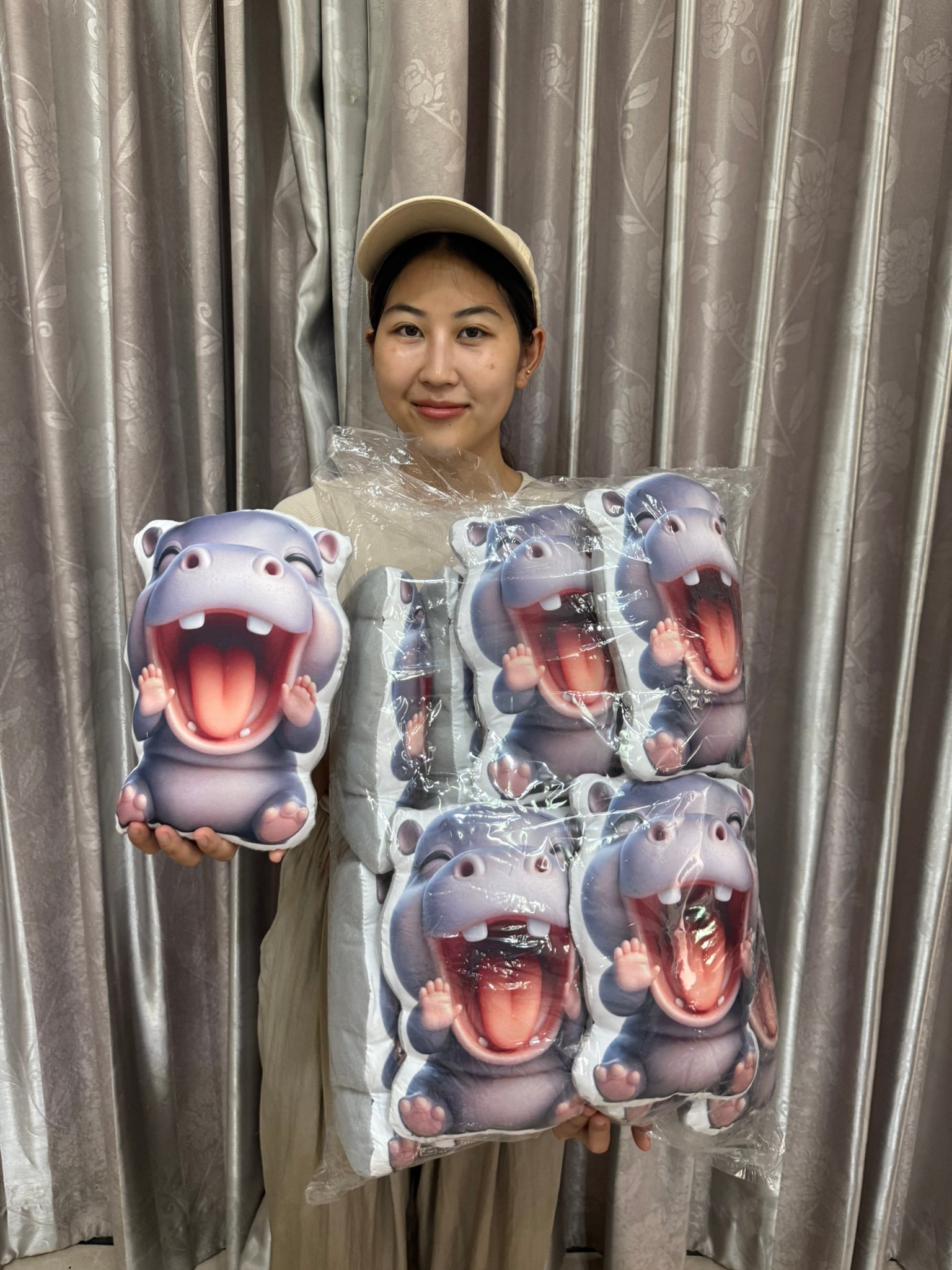 ตุ๊กตาน้องฮิปโป ยกโหลสุดคุ้ม