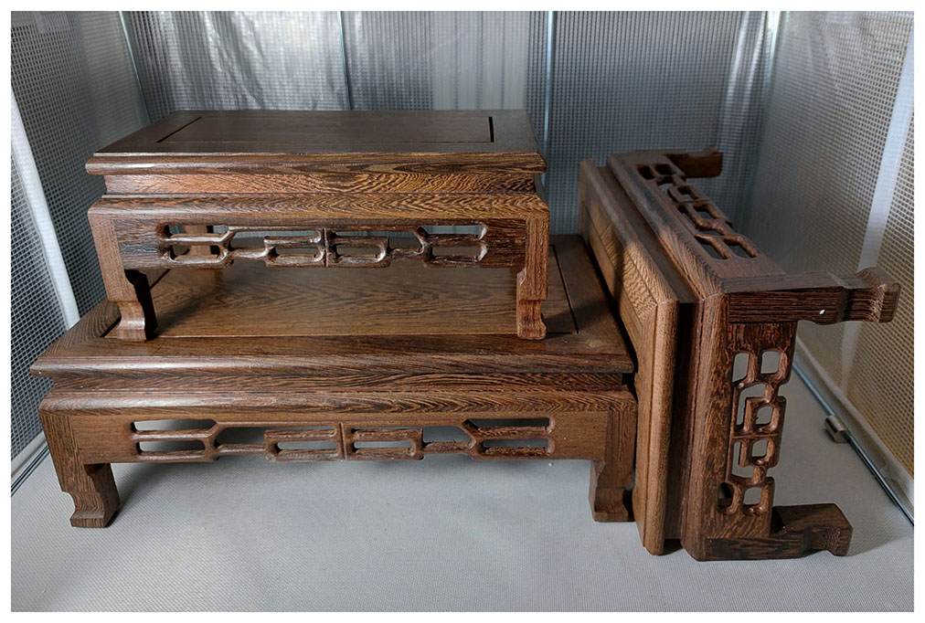 ฐานไม้ หรือกี๋สี่เหลี่ยมผืนผ้า ขายแยก มี3ขนาด เริ่มตัวละ