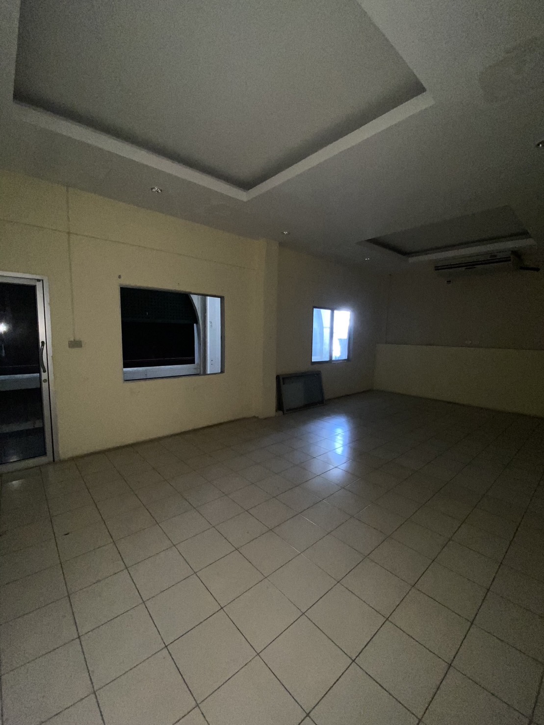 For Sales : Phuket Town, 4-story commercial building, 4 Rooms 4 Bathrooms