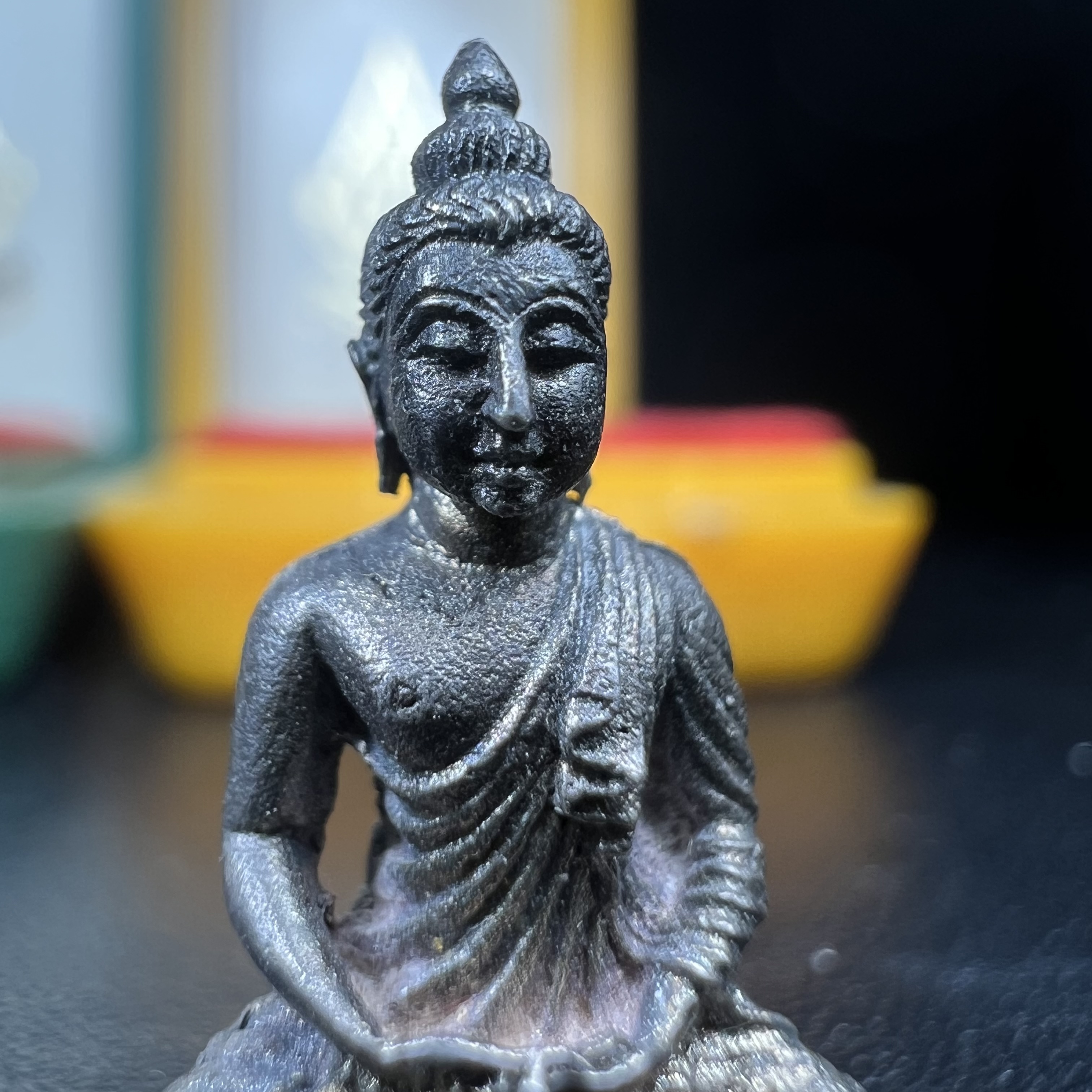 พระกริ่ง-พระชัยวัฒยน์วาสนาสมเด็จพระสังฆราช(วาสน์)วัดราชบพิธฯปี2531 เนื้อเงิน สร้างเป็นที่ระลึกในคราวที่สมเด็จพระอริยวงศาคตญาณ สมเด็จพระสังฆราช(วาสน์ วาสโน)มีพระชนมายุครบ90พรรษา(ในหลวง ร.9 เสด็จในพิธี)งานแกะแม่พิมพ์โดย นายช่างเกษม มงคลเจริญ)หายาก