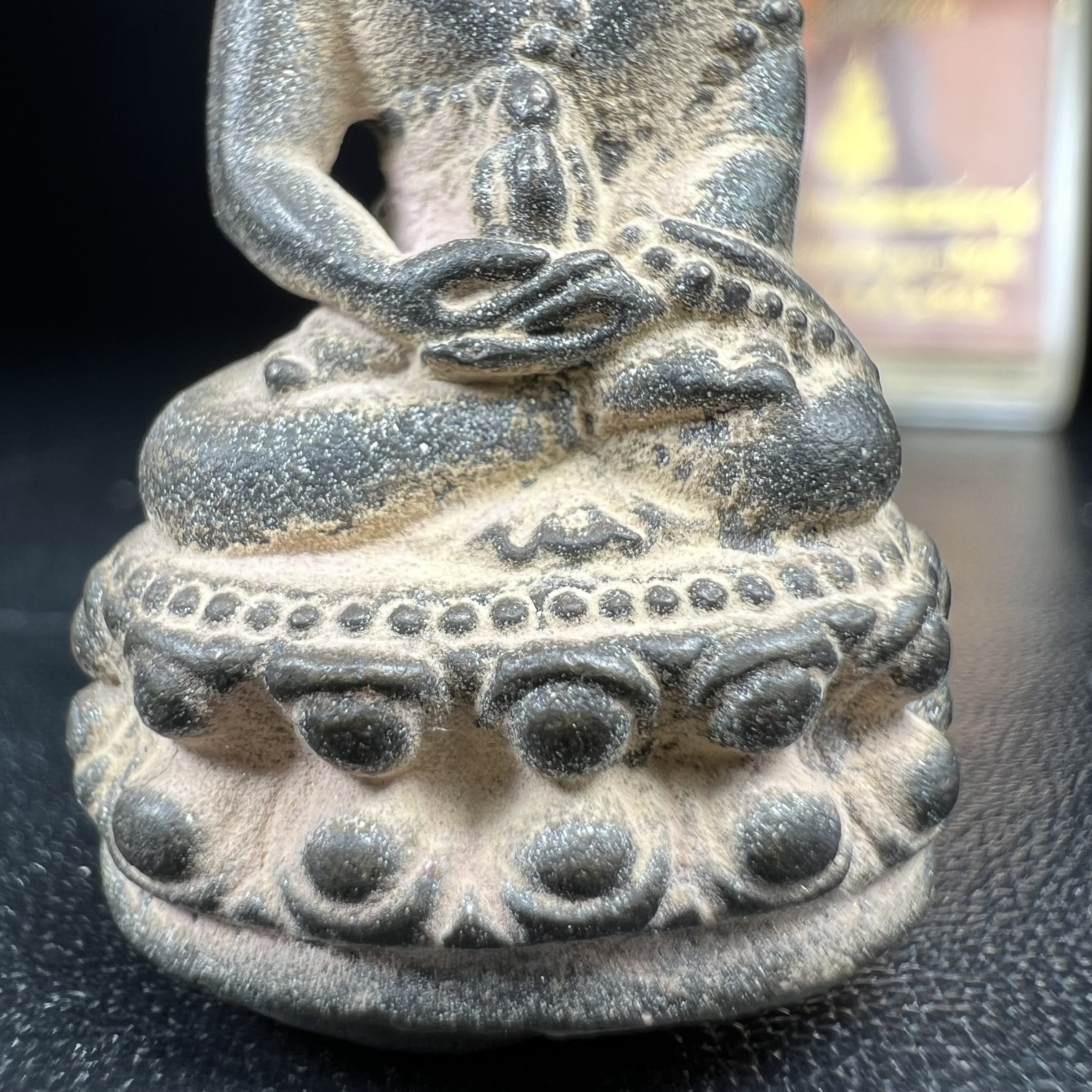 พระกริ่งชินบัญชรฉลองพระชันษา 100 ปี สมเด็จพระญาณสังวร วัดบวรนิเวศวิหาร ปี 2556 เนื้อนวโลหะผสมทองคำก้นอุดผงพรายกุมาร หลวงปู่ทิม พิธีใหญ่ มวลสารเด่น นิยม(1 ใน 599 องค์)หายาก