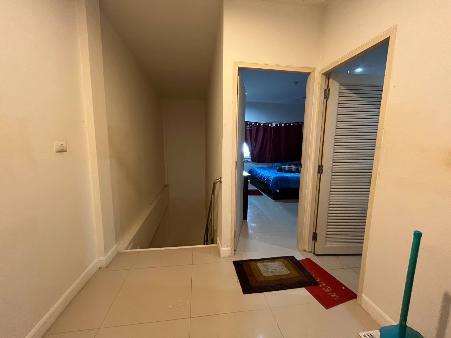 For Sales : Phuket Town, 3-story commercial building, 4 Bedrooms 4 Bathrooms