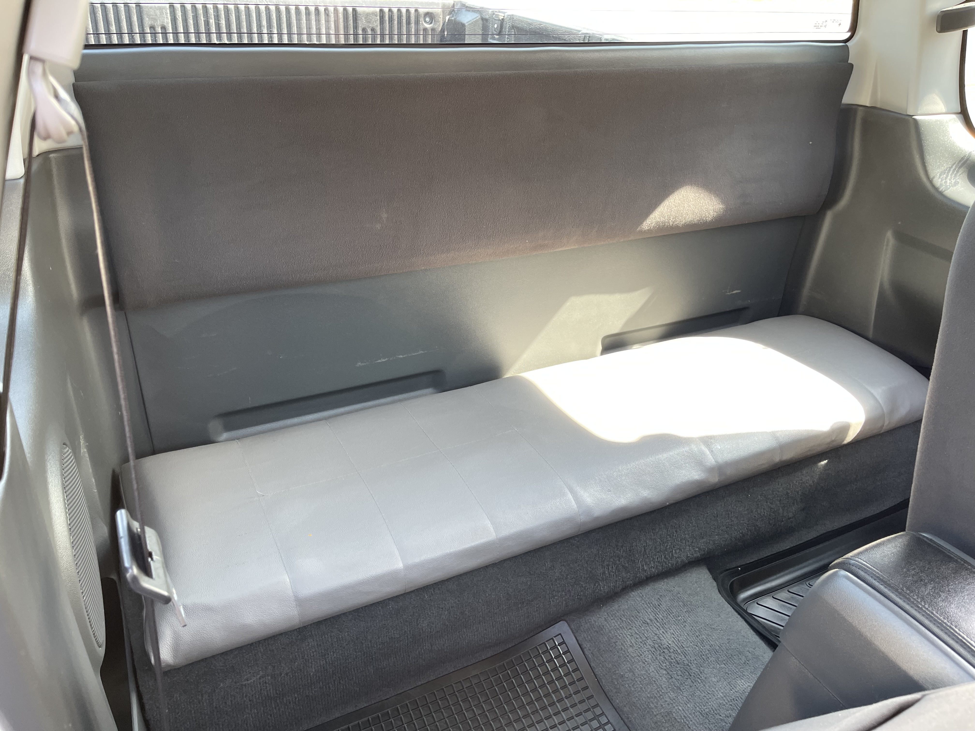 Isuzu Dmax Cab Hilander 3.0 Vgs Abs Airbag 2010 เงิน