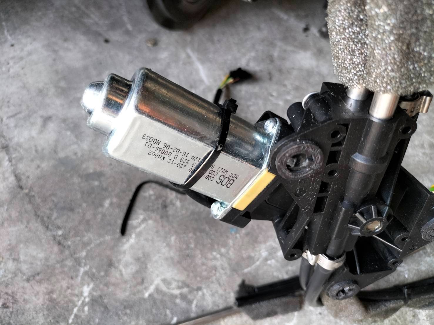 ม่านประตูหลังBENZ W221