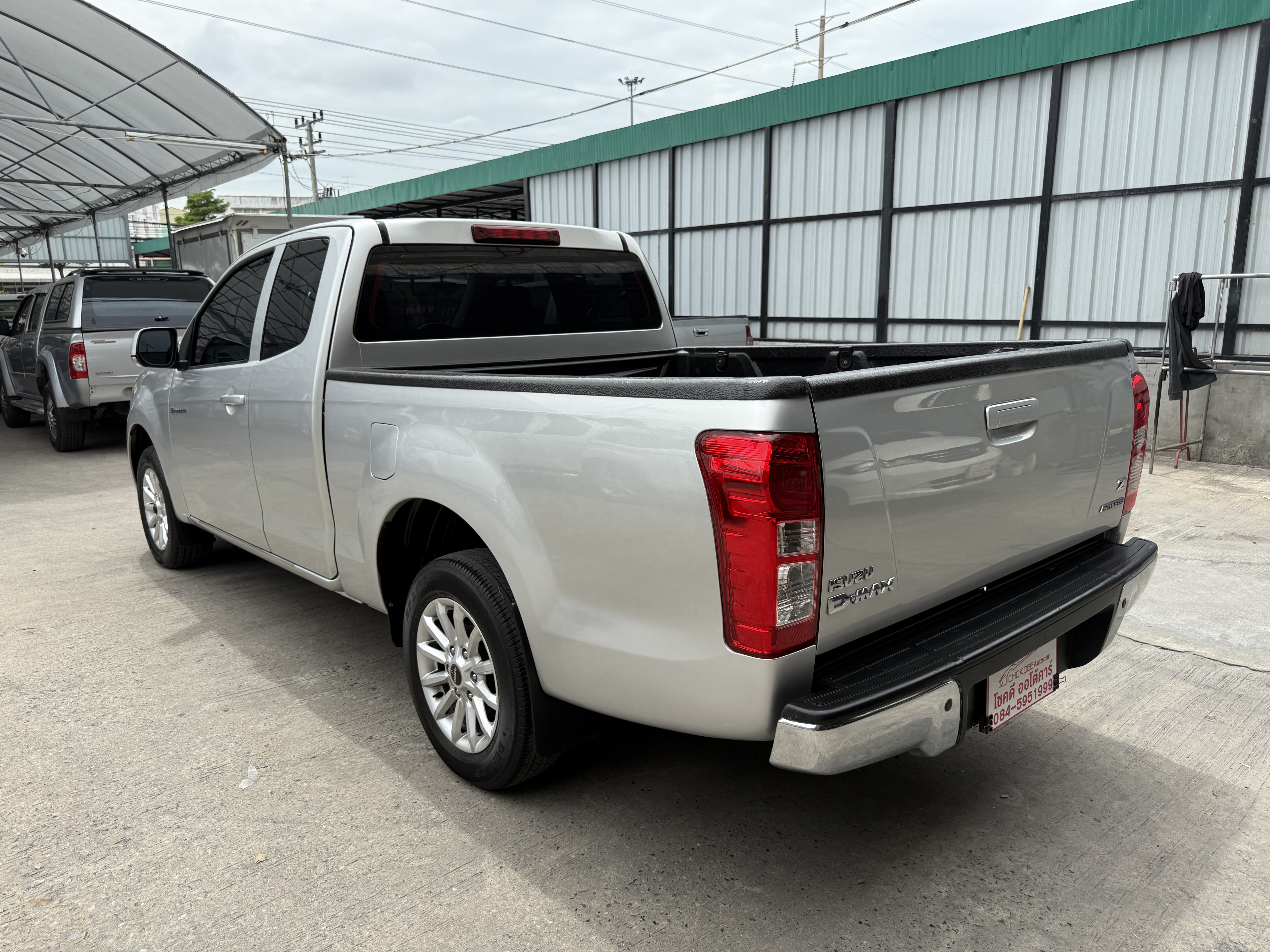 Isuzu Dmax All New Cab 2.5 Vgs Z 2015 เงิน
