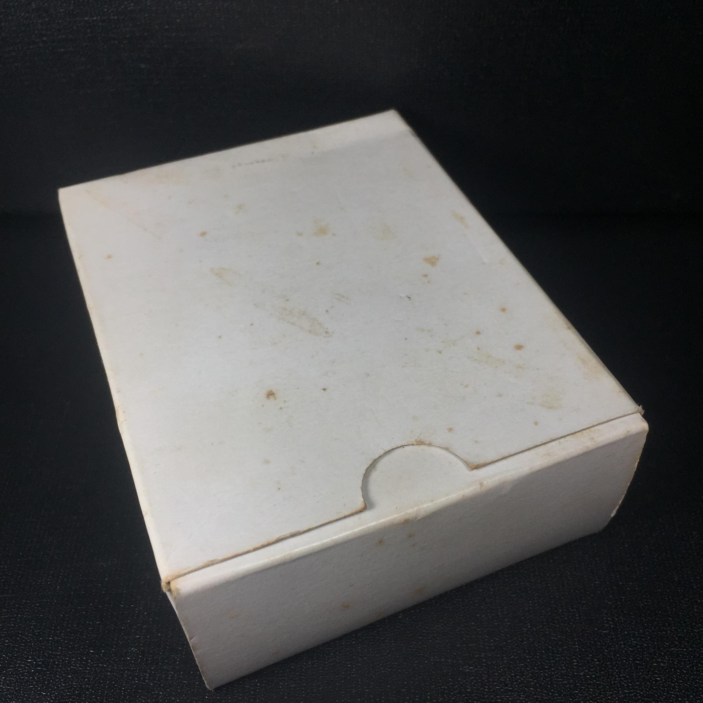 พระกริ่งรุ่นสร้างเจดีย์ วัดคีรีวิหาร ปี 2538 เนื้อเงิน(สภาพผิวสวยเดิม) ที่ระลึกในวาระครบ 5 รอบของ สมเด็จพระวันรัต(จุนท์ พฺรหฺมคุตฺโต) วัดบวรนิเวศวิหาร(เนื้อเงินตอกโค๊ตด้านหลังและเลขใต้ฐาน องค์นี้หมายเลข 360(ผลรวมได้9 เลขมงคล))(1 ใน 561 องค์)หายาก!!