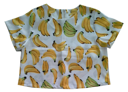 กางเกงขาสั้นและเสื้อผ้ามิลินพิมพ์ลายกล้วย กระเป๋าขวา ซิปซ้าย เอวยางยืดหลัง