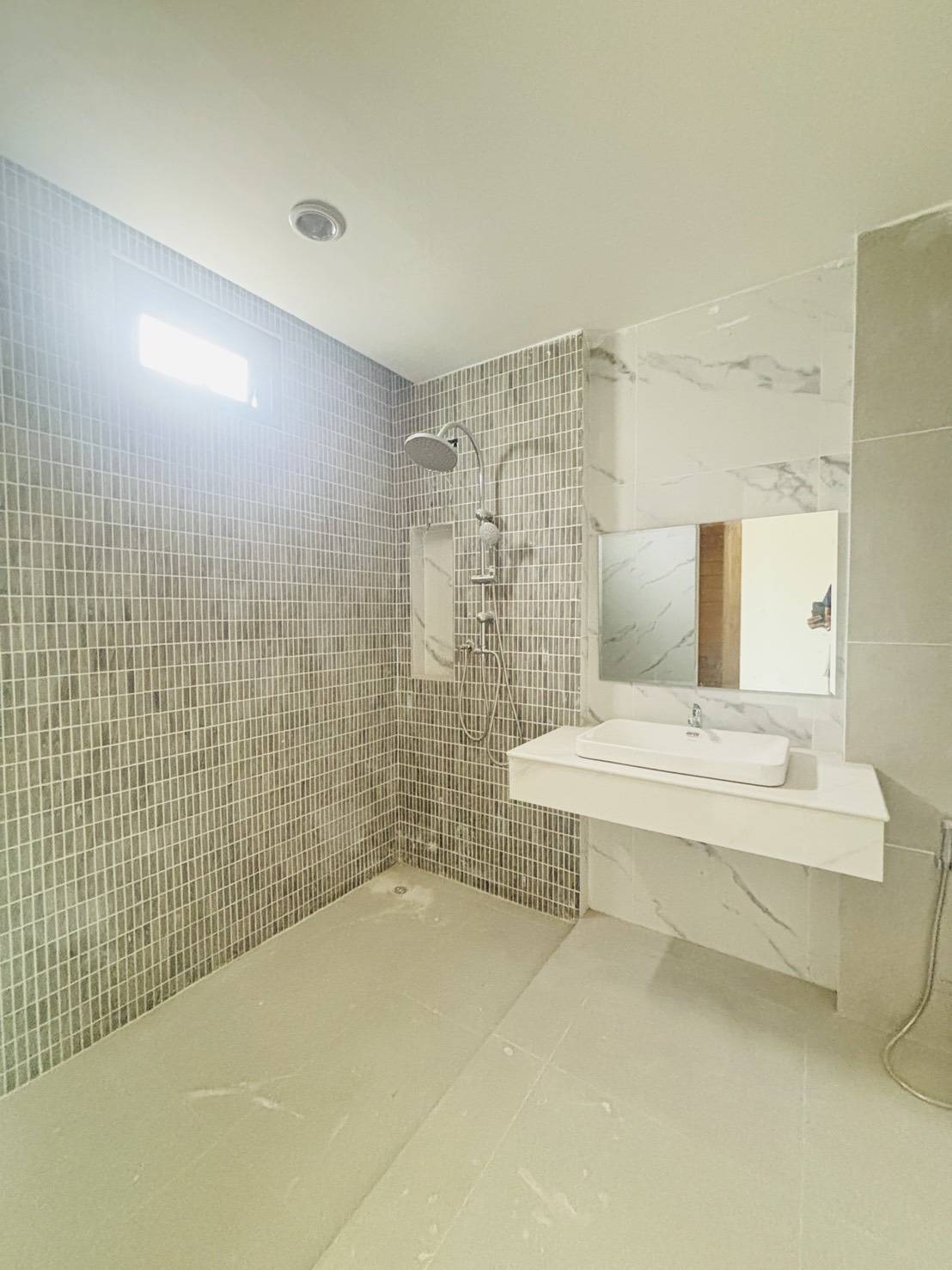 For Sales : Pakhlok, 2-Story Modern Townhome, 2 Bedrooms 3 Bathrooms