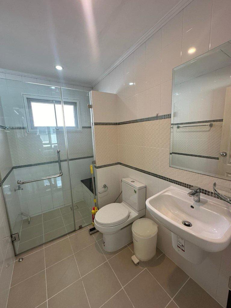 For Rent : Kohkaew, 2-Story detached house, 3+1 Bedrooms 3 Bathrooms