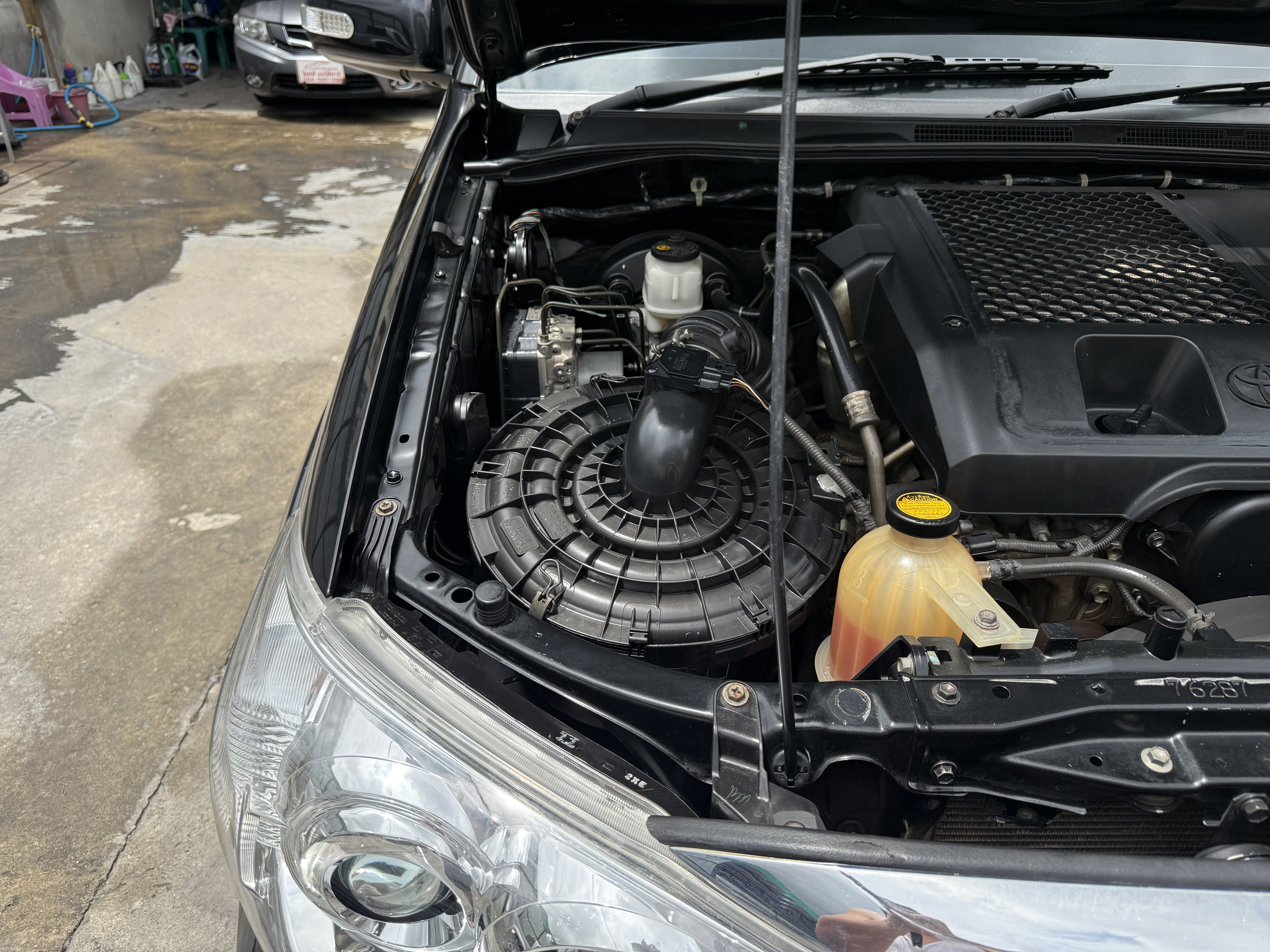 Toyota Fortuner 3.0 V 2WD At 2010 ดำ