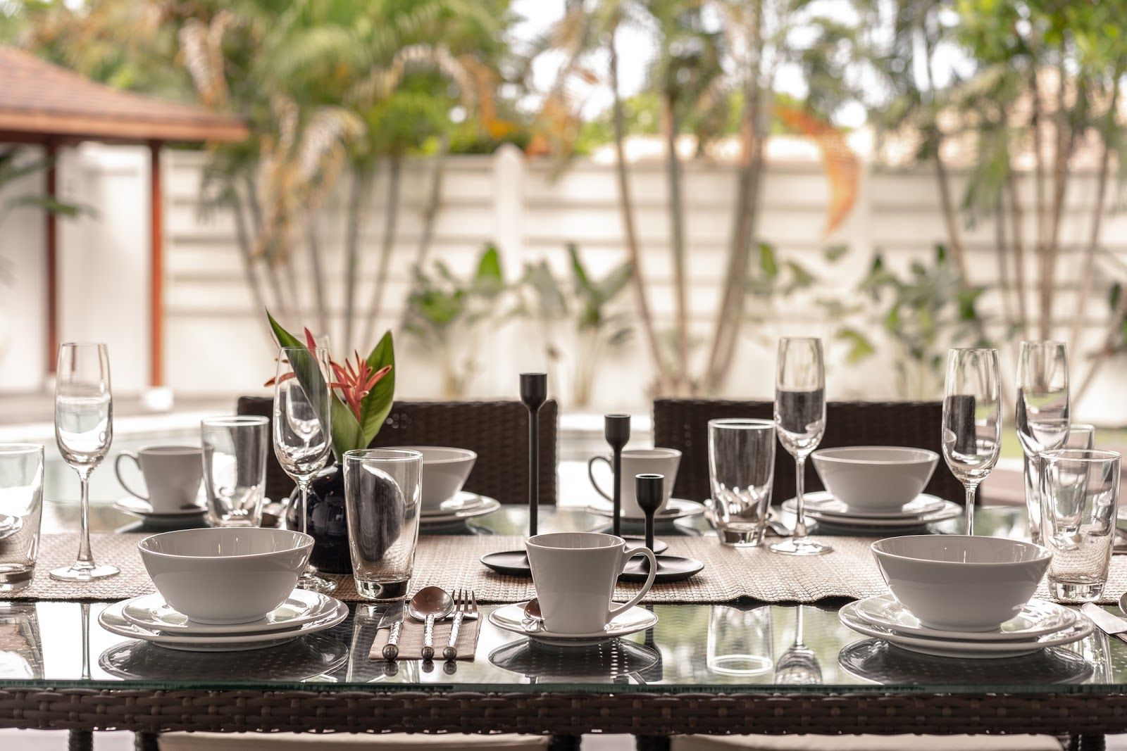 For Rent : Rawai, Luxury Private Pool Villa, 2 bedrooms 2 Bathrooms, Pool view.