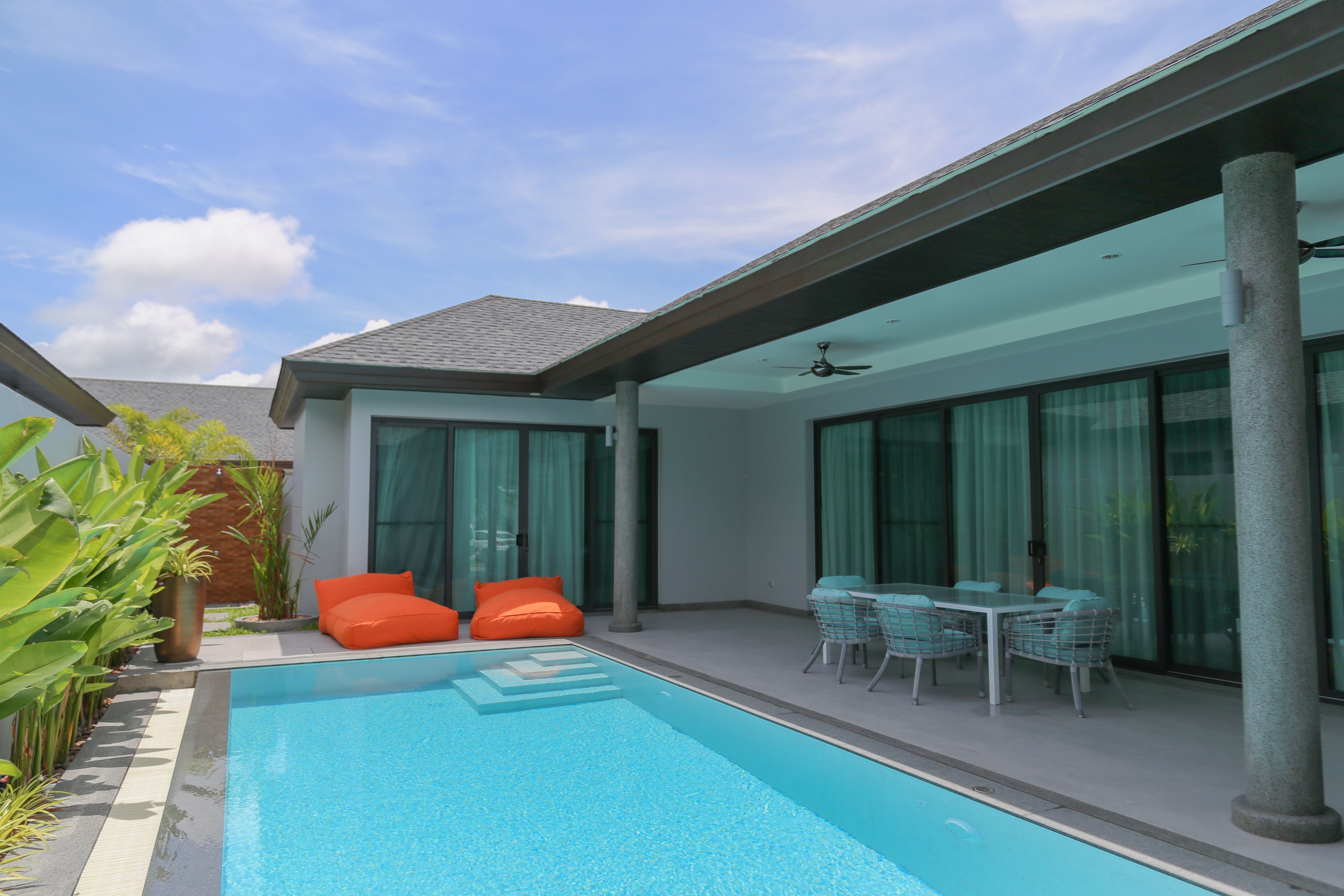 For Rent : Private Pool Villa Pasak 3, 3 bedrooms 3 Bathrooms 300 SQM.