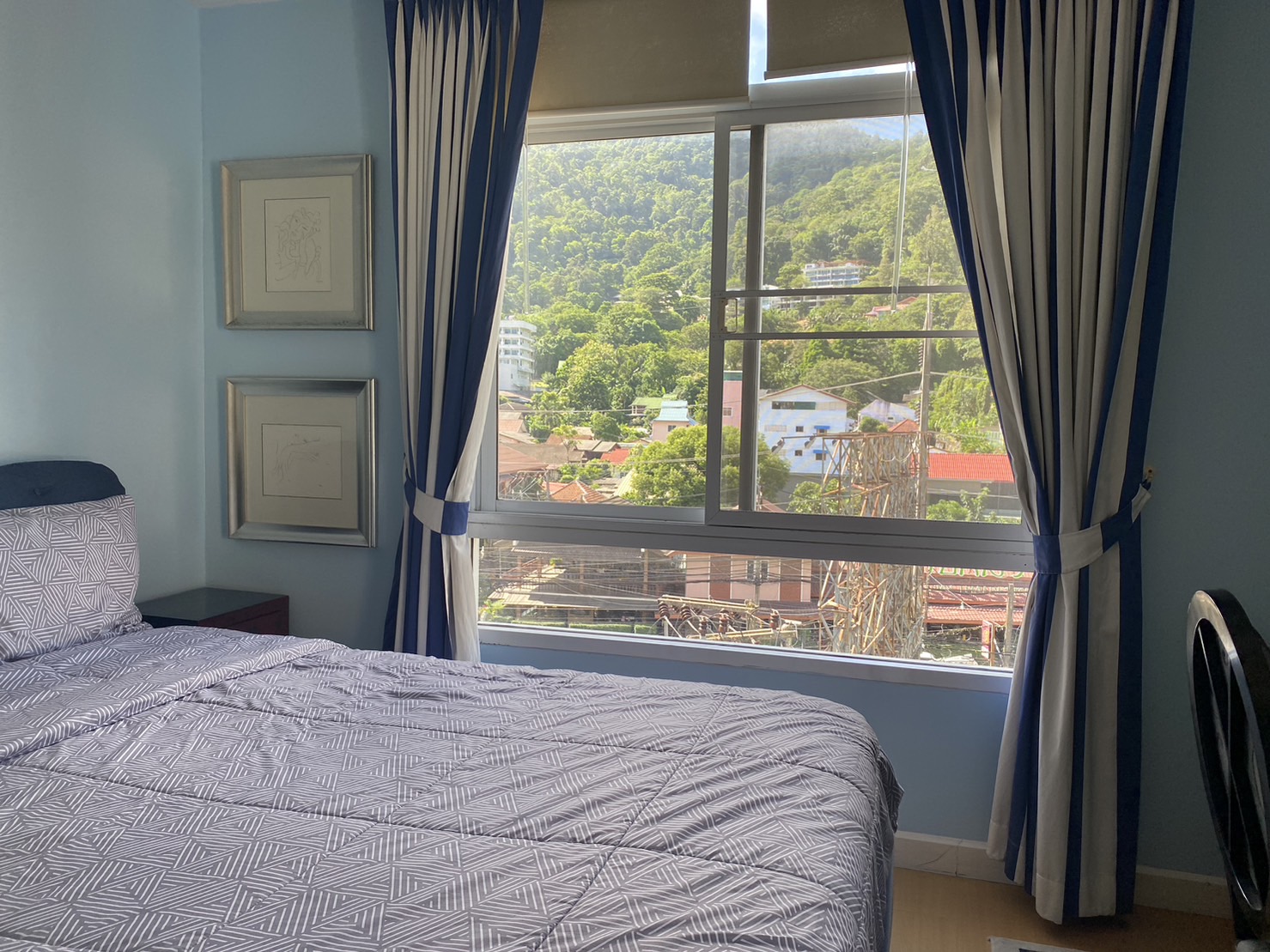 For Rent : Condo near Patong Beach, 2 Bedroom 2 Bathroom, 5th flr.