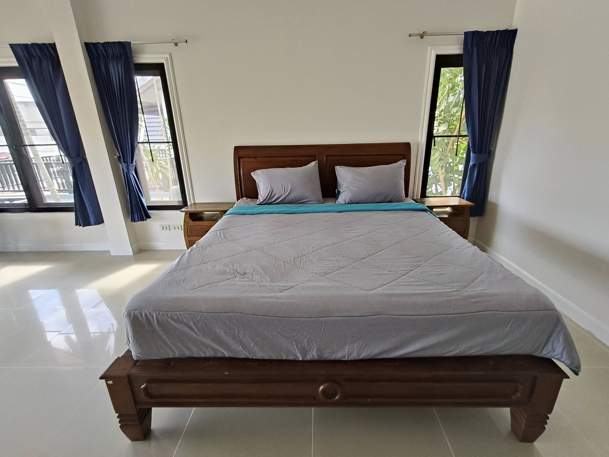 For Rent : Chalong, Private Pool Villa, 3 bedrooms 5 bathrooms