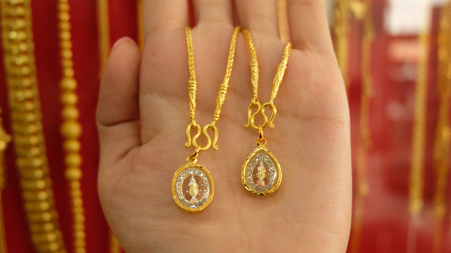 จี้พระประจำวันเกิด วันจันทร์