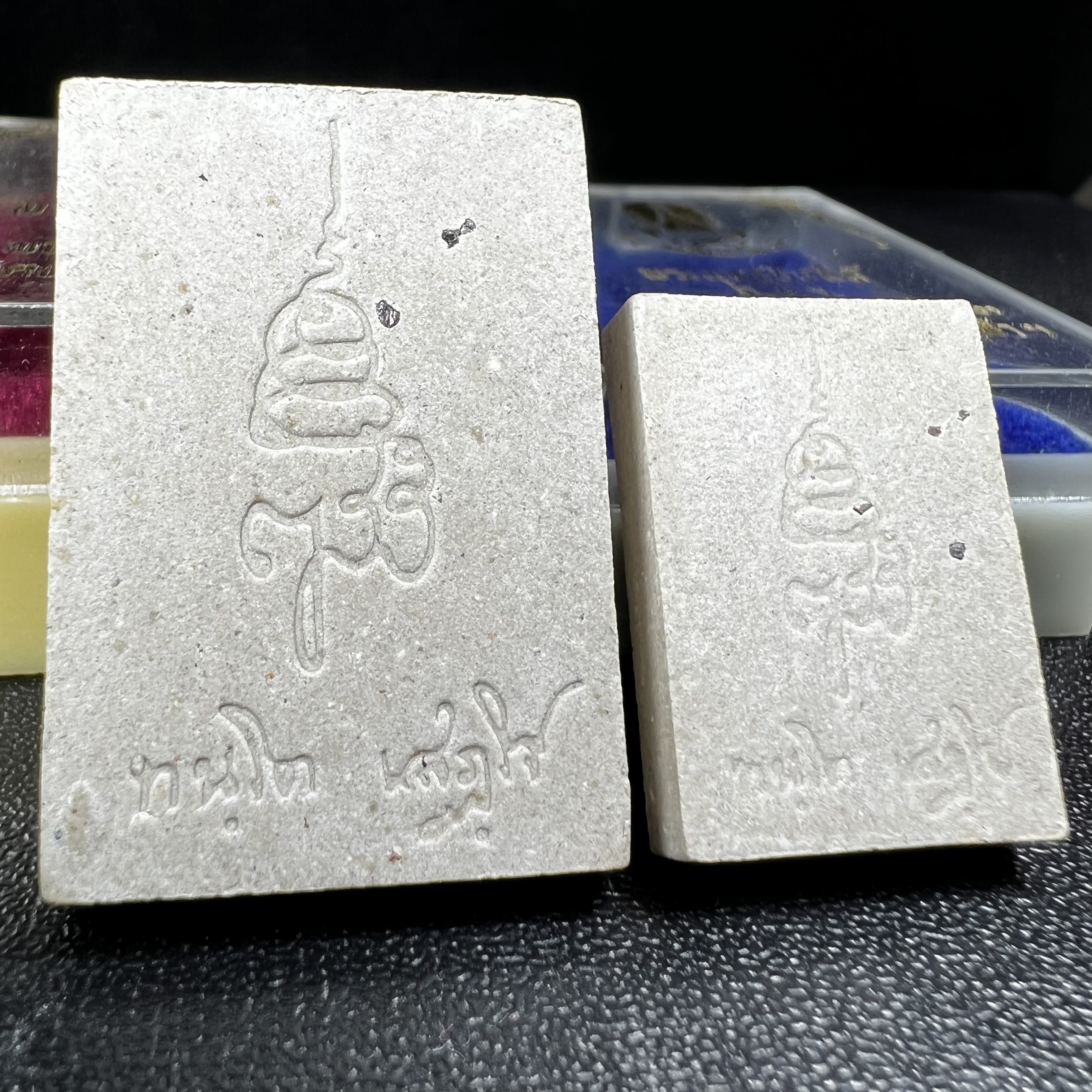 พระพุทธชินสีห์ ภปร. ทันโต เสฏโฐ ปี2533 (พิมพ์ใหญ่+พิมพ์เล็ก) บรรจุพระทนต์ในหลวง รุ่นเดียวในประวัติศาสตร์ ****รุ่นนี้ขอแนะนำ****