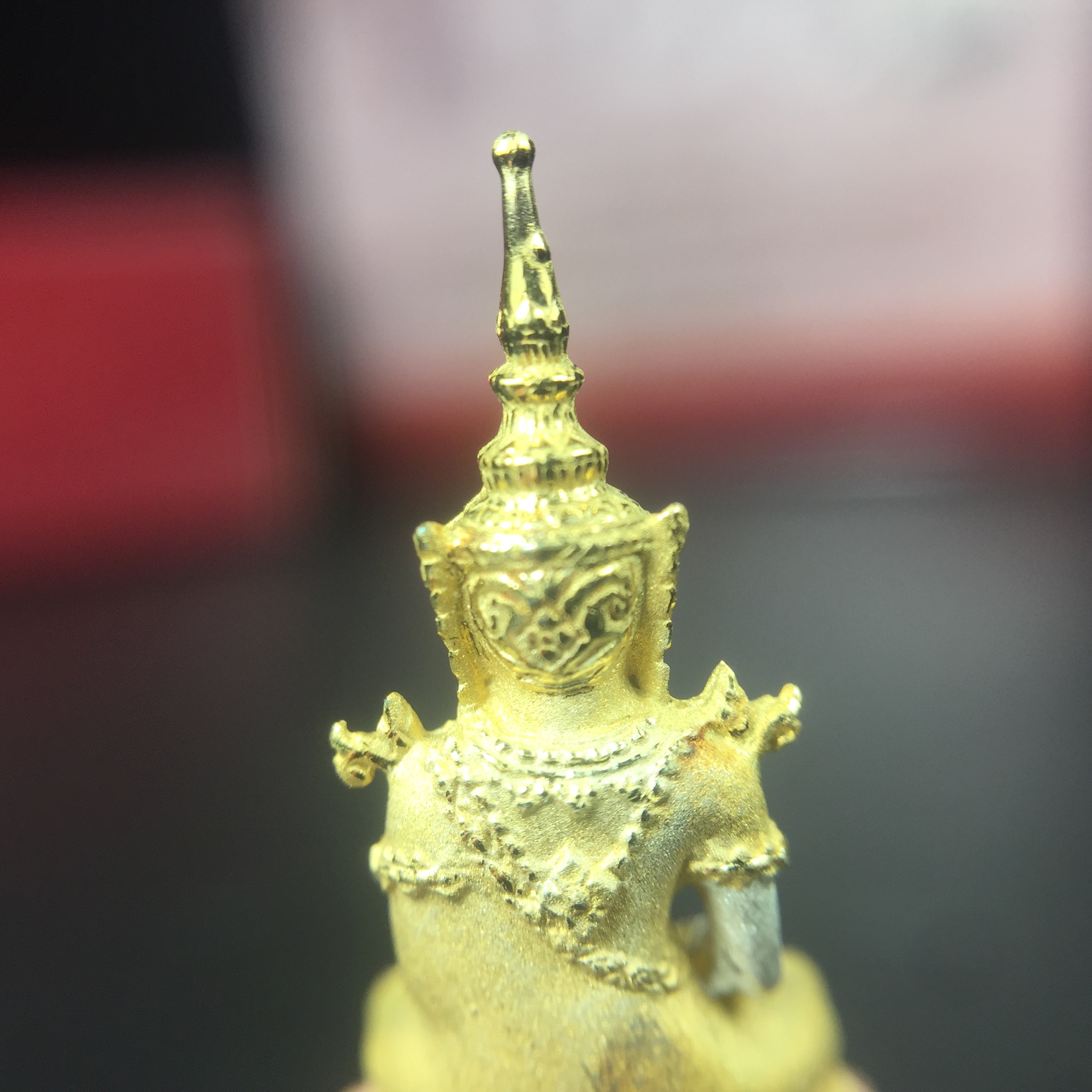 พระแก้วมรกต ภปร.(รุ่นแรก) ปี2545 รุ่นฉลองกรุงรัตนโกสินทร์ครบ 220 ปี เนื้อเงินสามกษัตริย์ พิมพ์เล็ก หล่อลอยองค์