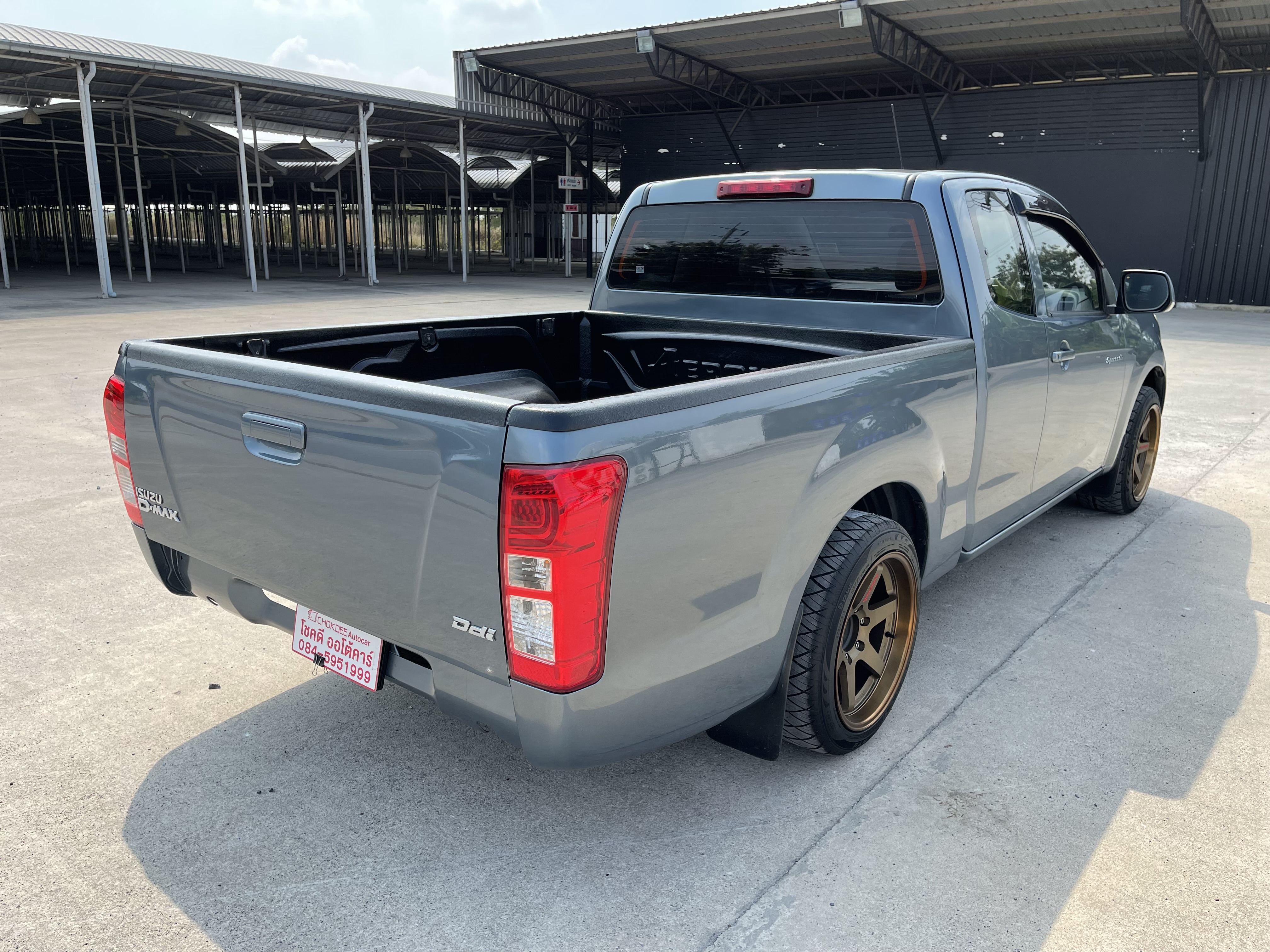 Isuzu Dmax All New Cab 2.5 L 2015 เทา