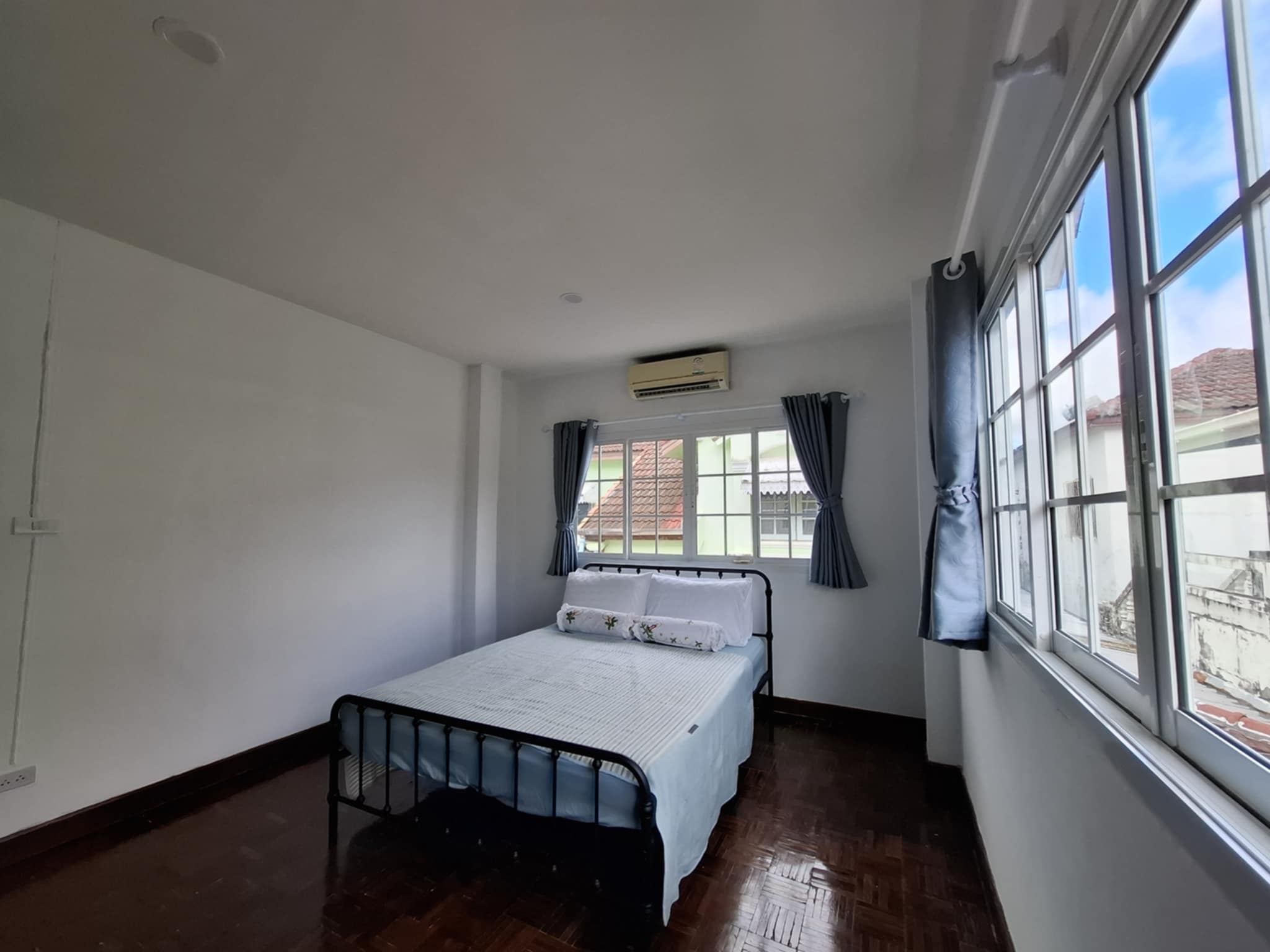 For Rent : Samkong, Single-storey detached house, 3 Bedrooms 2 Bathrooms near Chillva Market