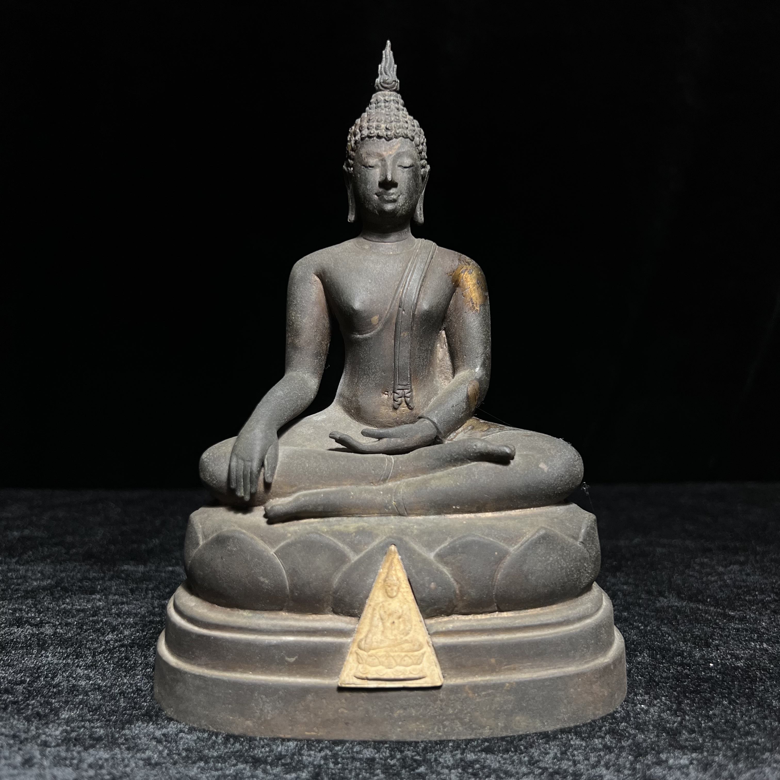 พระวุฒิจิตรลดามหามงคล ปี2542 หน้าตัก 3.5นิ้ว(อีก1ของดีที่หายาก)