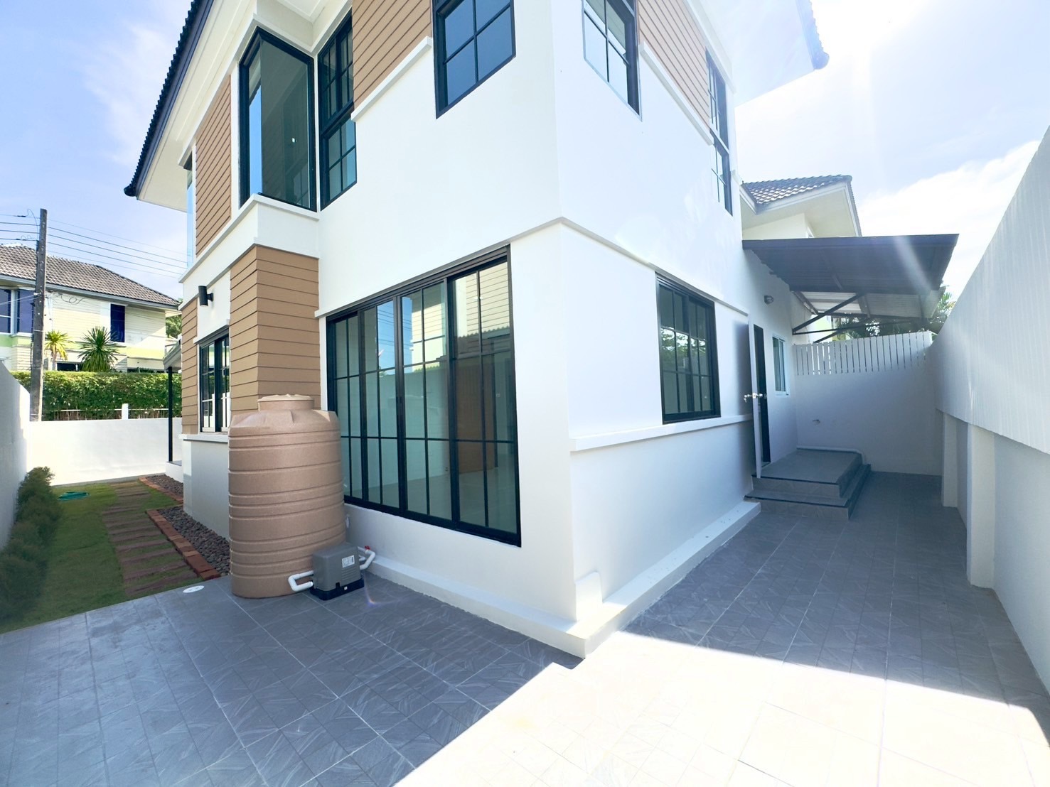 For Sales : Phuket City, 2-story semi-detached house, Muji style, 3 Bedrooms, 2 Bathrooms