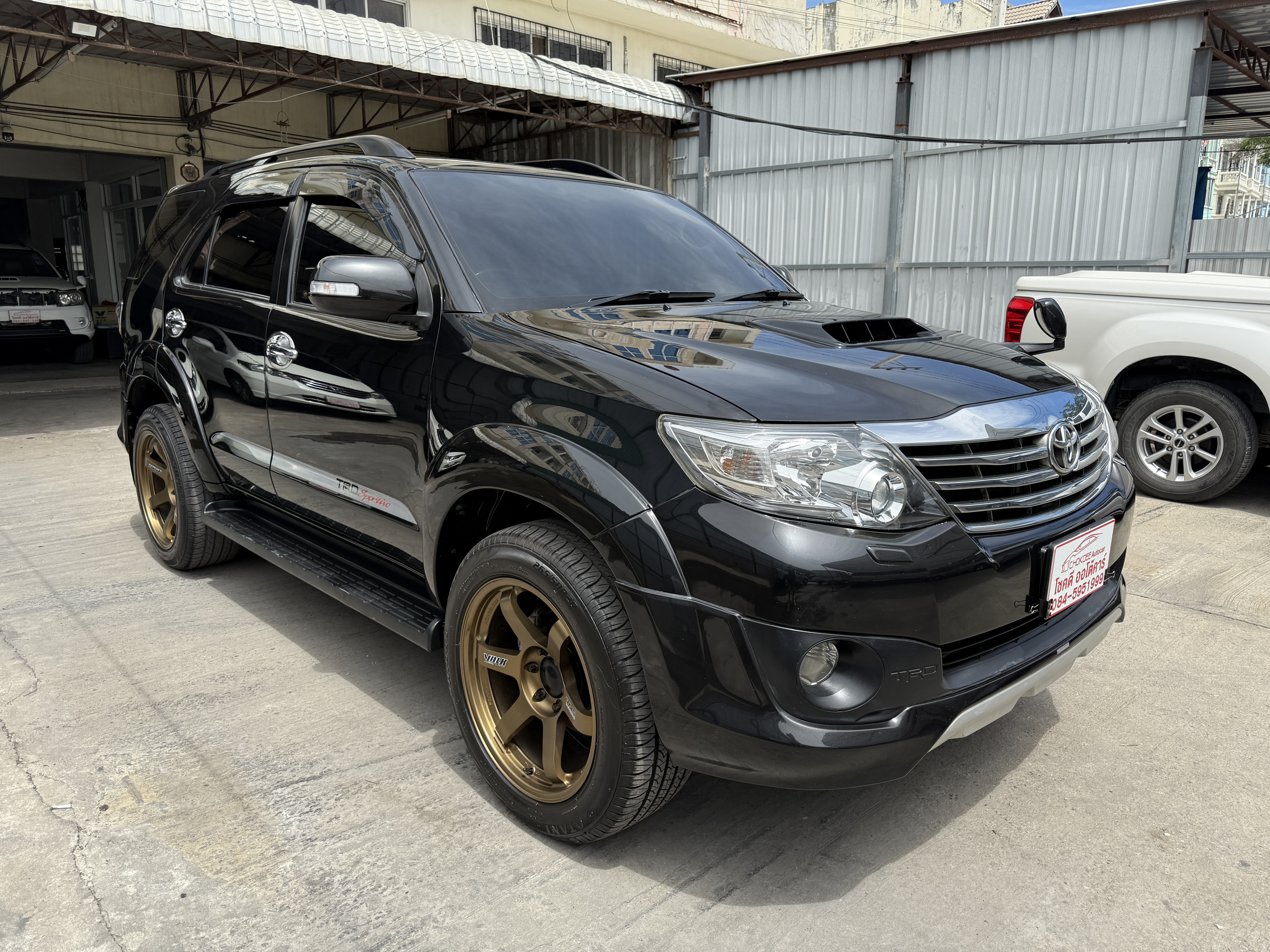 Toyota Fortuner Champ 3.0 V 4WD TRD Sportivo At 2012 ดำ