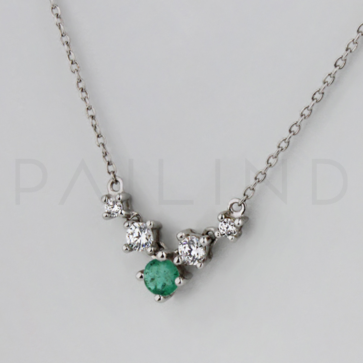 สร้อยคอเงินชุบทองคำขาวฝังเพชรรัสเซียประดับ EMERALD