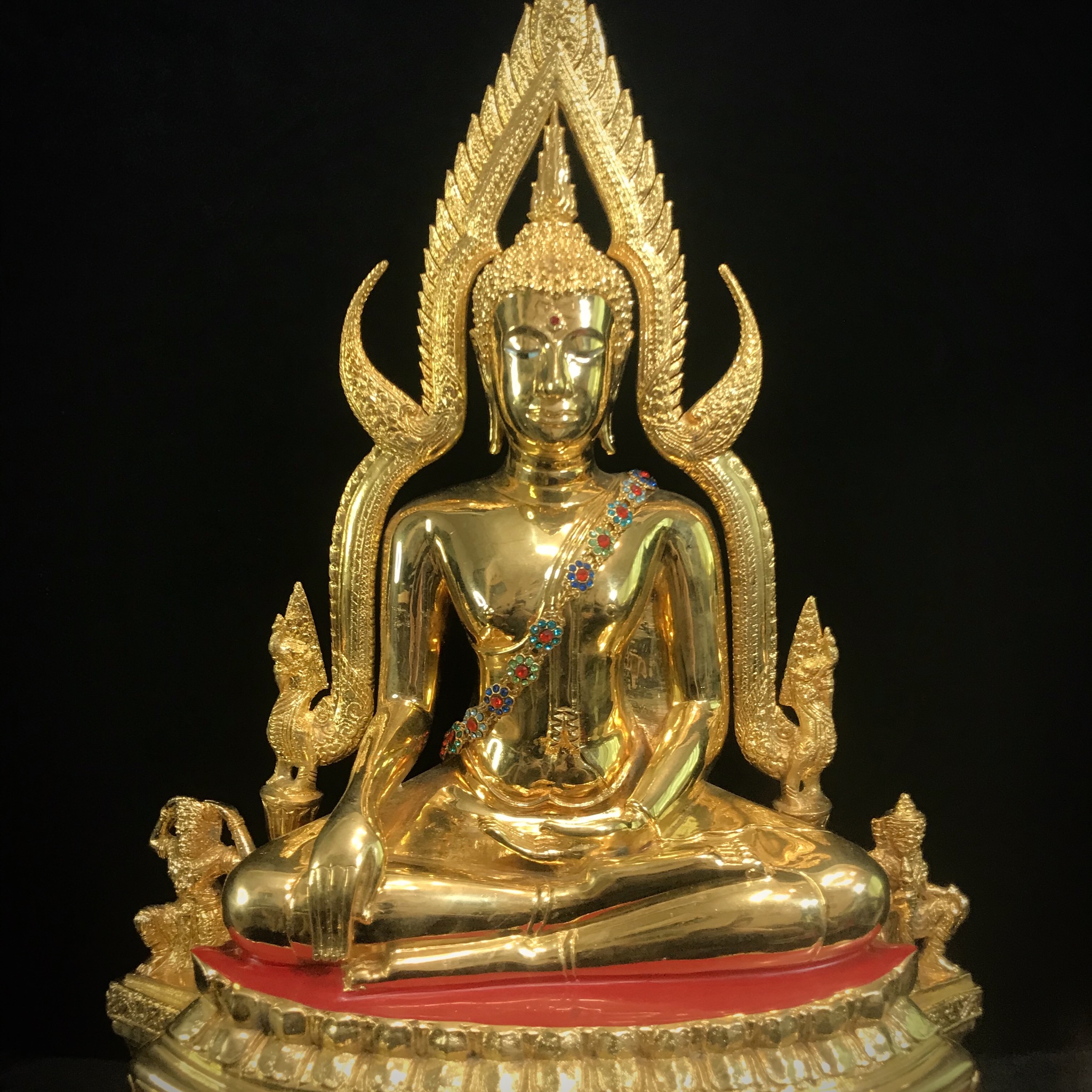 พระพุทธชินราช ภปร. รุ่นปฎิสังขรณ์ ปี2531 หน้าตัก 9นิ้ว กะไหล่ทอง(พร้อมตู้ครอบ) งานลุงจ่าทวีบูรณเขตต์ (สวยหายากนิยม)