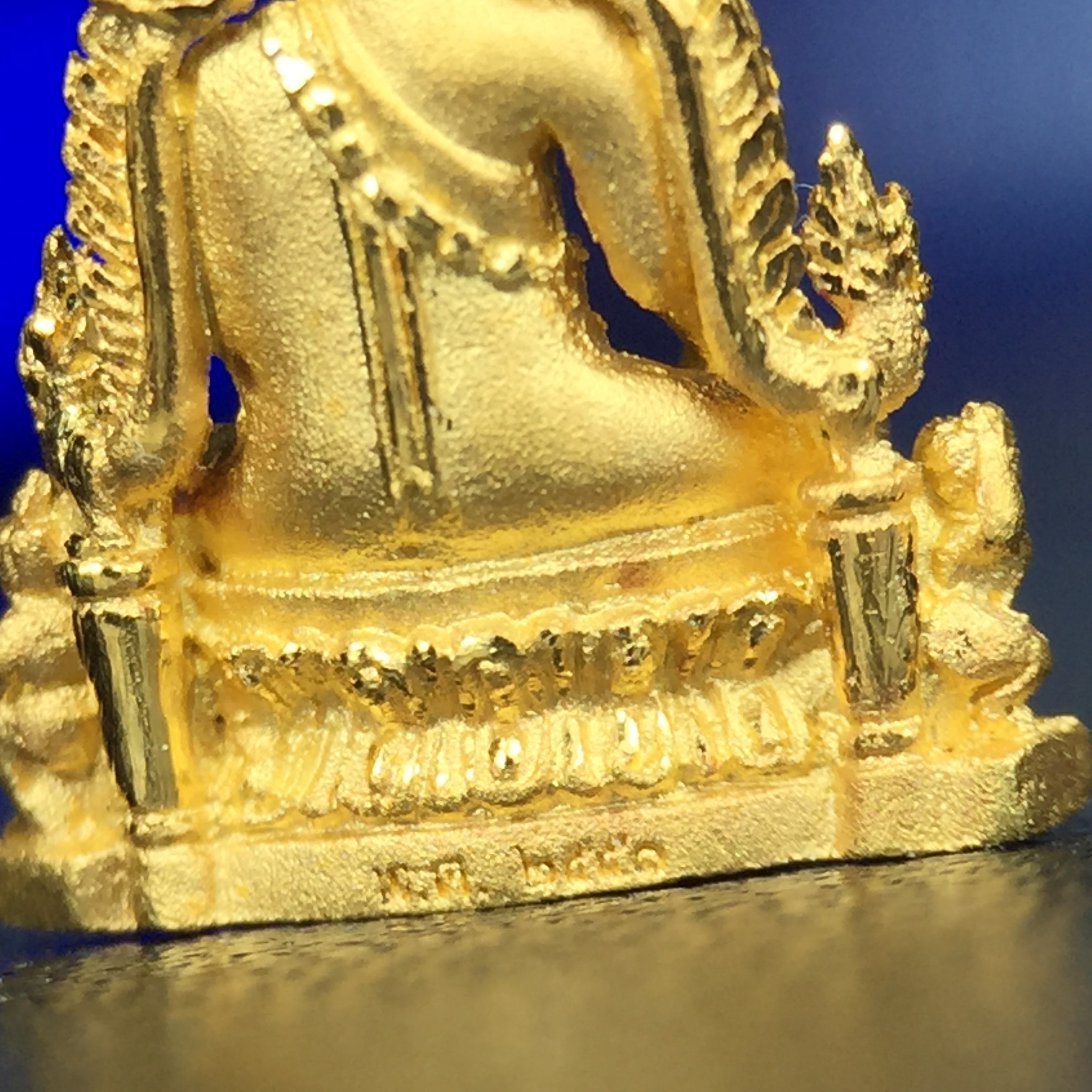 พระพุทธชินราช ภปร. โครงการ เพราะแผ่นดินนี้คือแผ่นดินเกิด ปี2551 เนื้อทองคำ 96.5%(น้ำหนัก 2.6 กรัม) ขนาดหน้าตัก1/4นิ้ว (สวยงามทรงคุณค่าหายาก)1 ใน 5000องค์