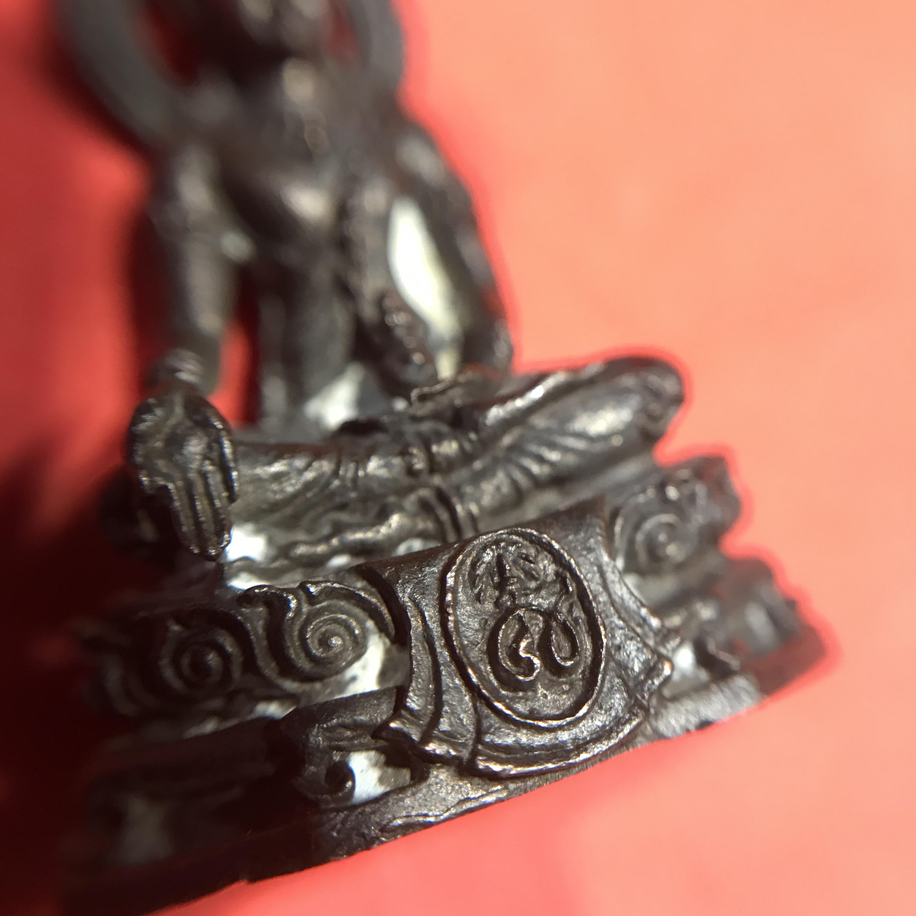 พระกริ่ง-พระชัยวัฒน์ "พุทธศิริราช 84 ปี" โรงพยาบาลศิริราช พ.ศ.2517 เนื้อนวะโลหะ(ในหลวง ร.9 เสด็จเททอง)