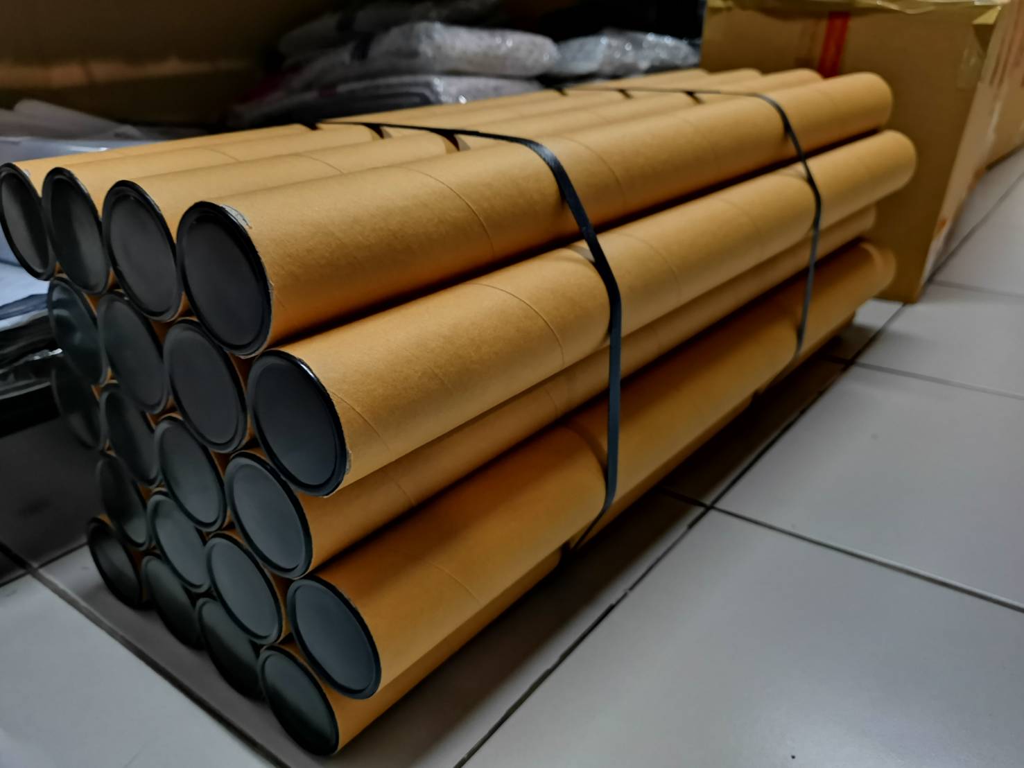 กระบอกใส่โปสเตอร์ ขนาด2นิ้ว ยาว65CM ชิ้น 0 กก.